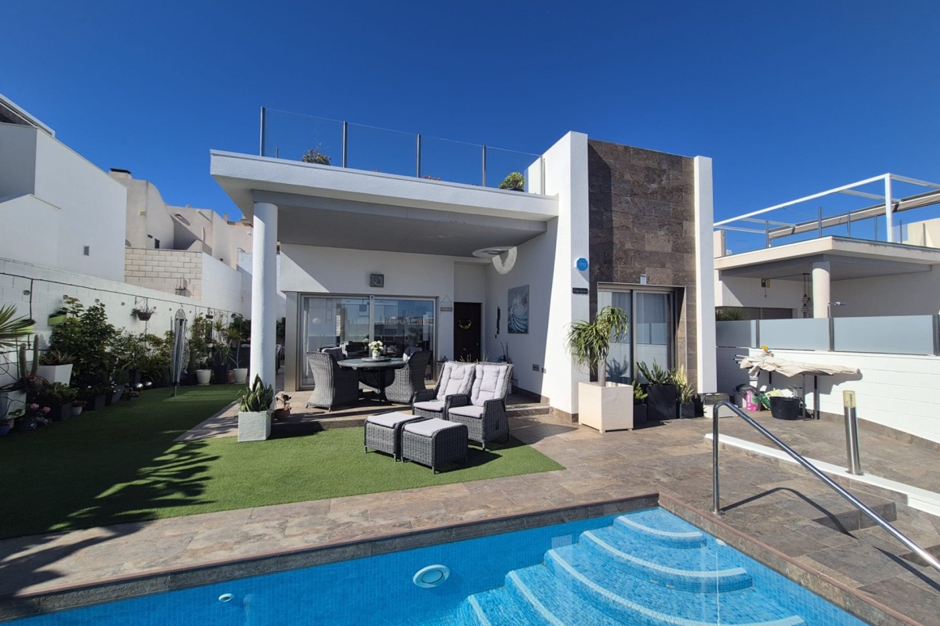 Resale - Villa -
Orihuela Costa - Villamartin
