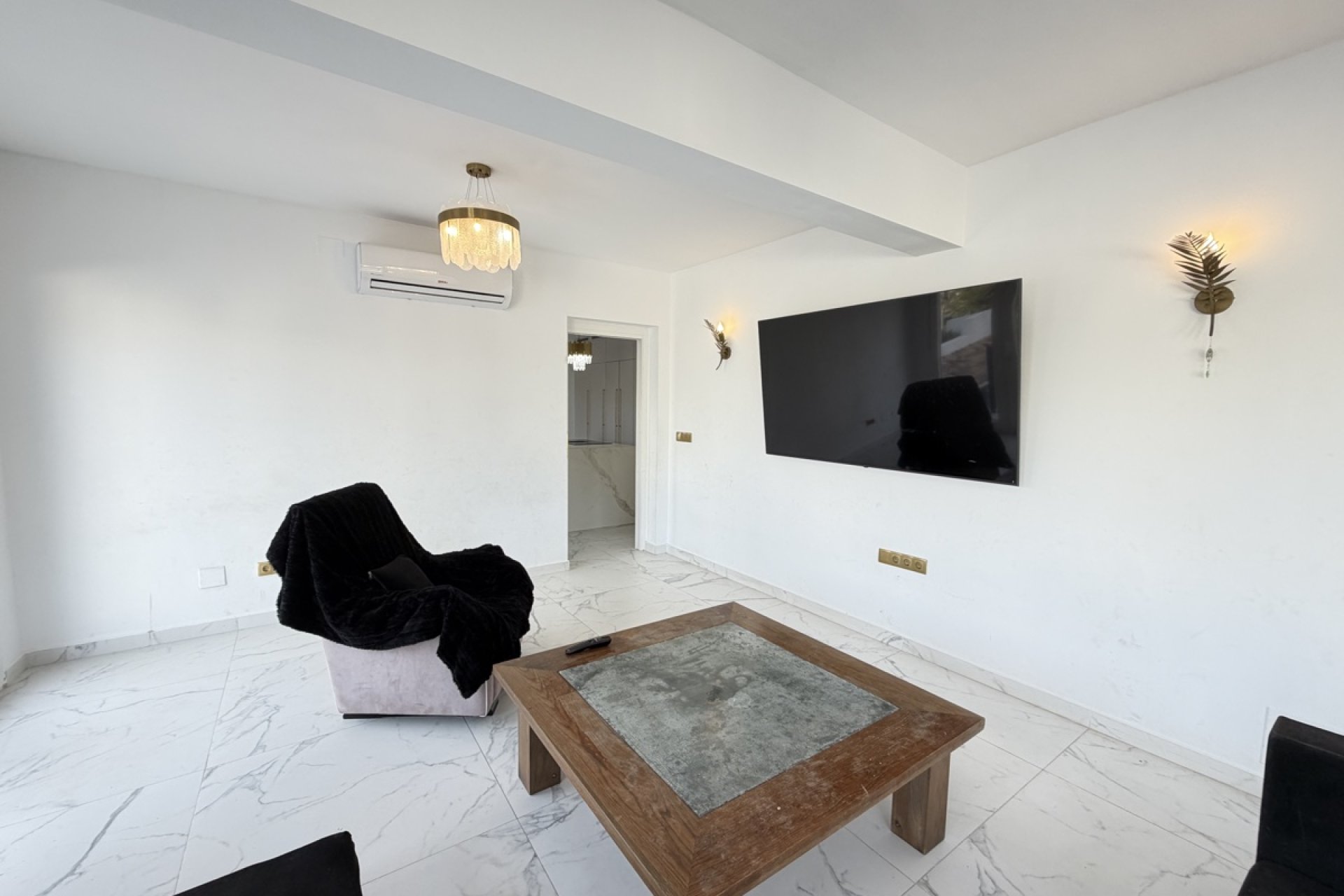 Resale - Villa -
Orihuela Costa - Villamartin