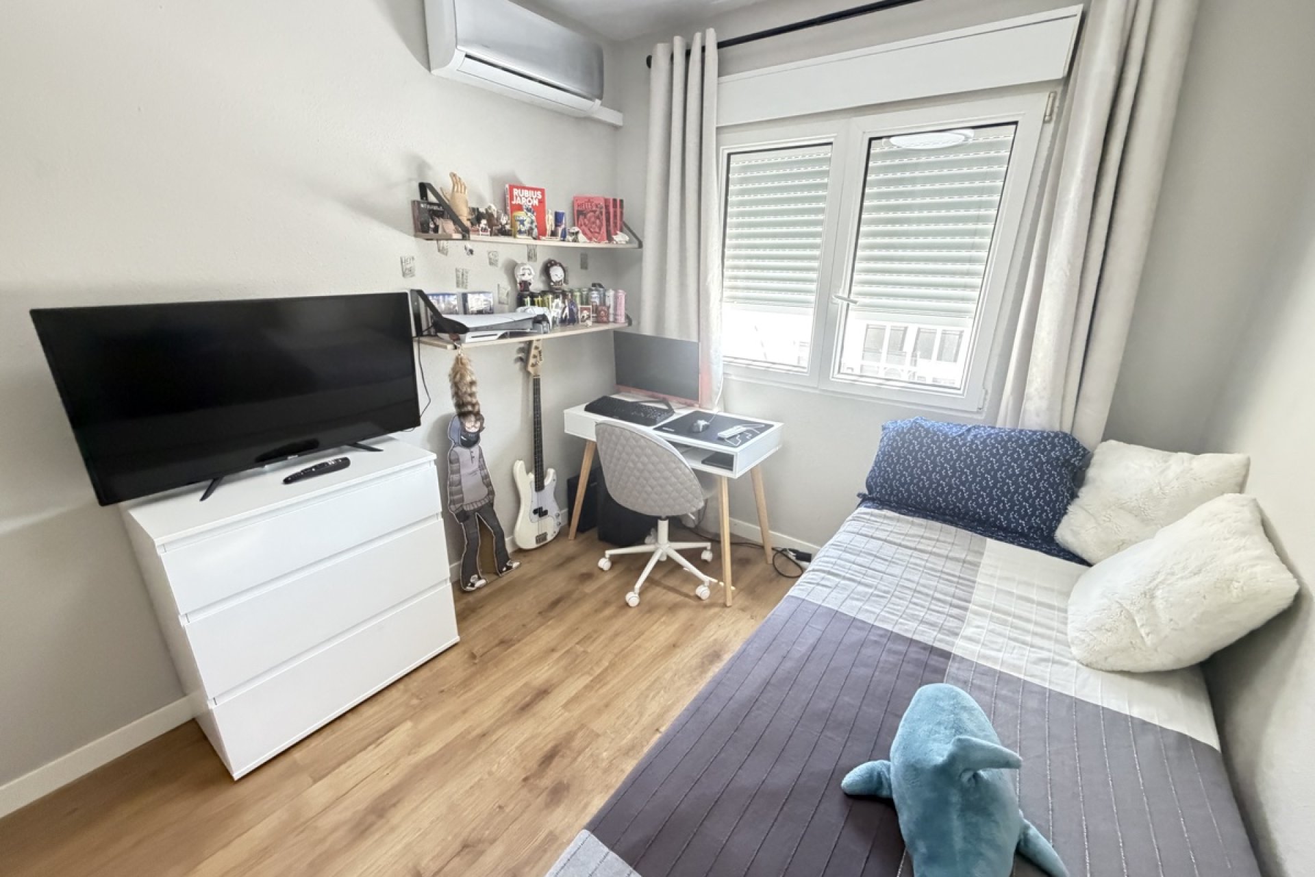 Resale - Villa -
Orihuela Costa - Villamartin