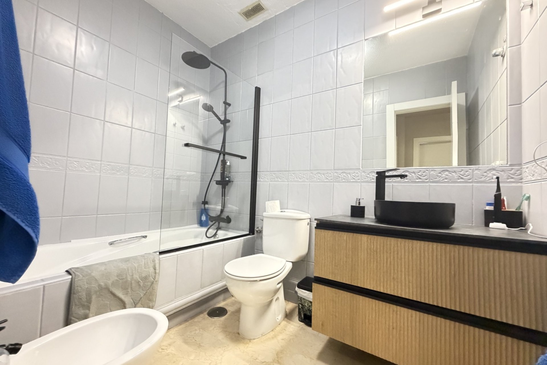 Resale - Villa -
Orihuela Costa - Villamartin