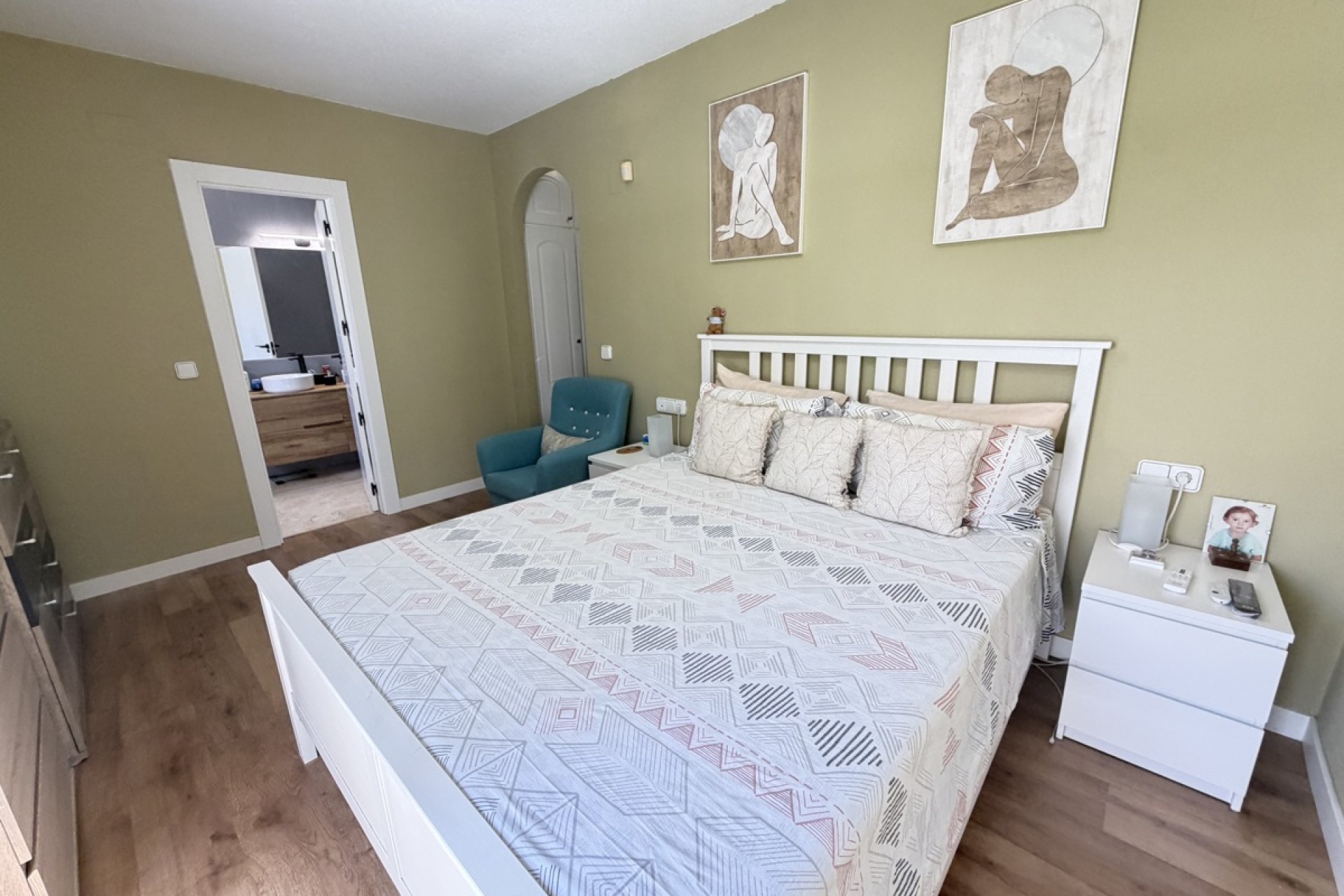 Resale - Villa -
Orihuela Costa - Villamartin