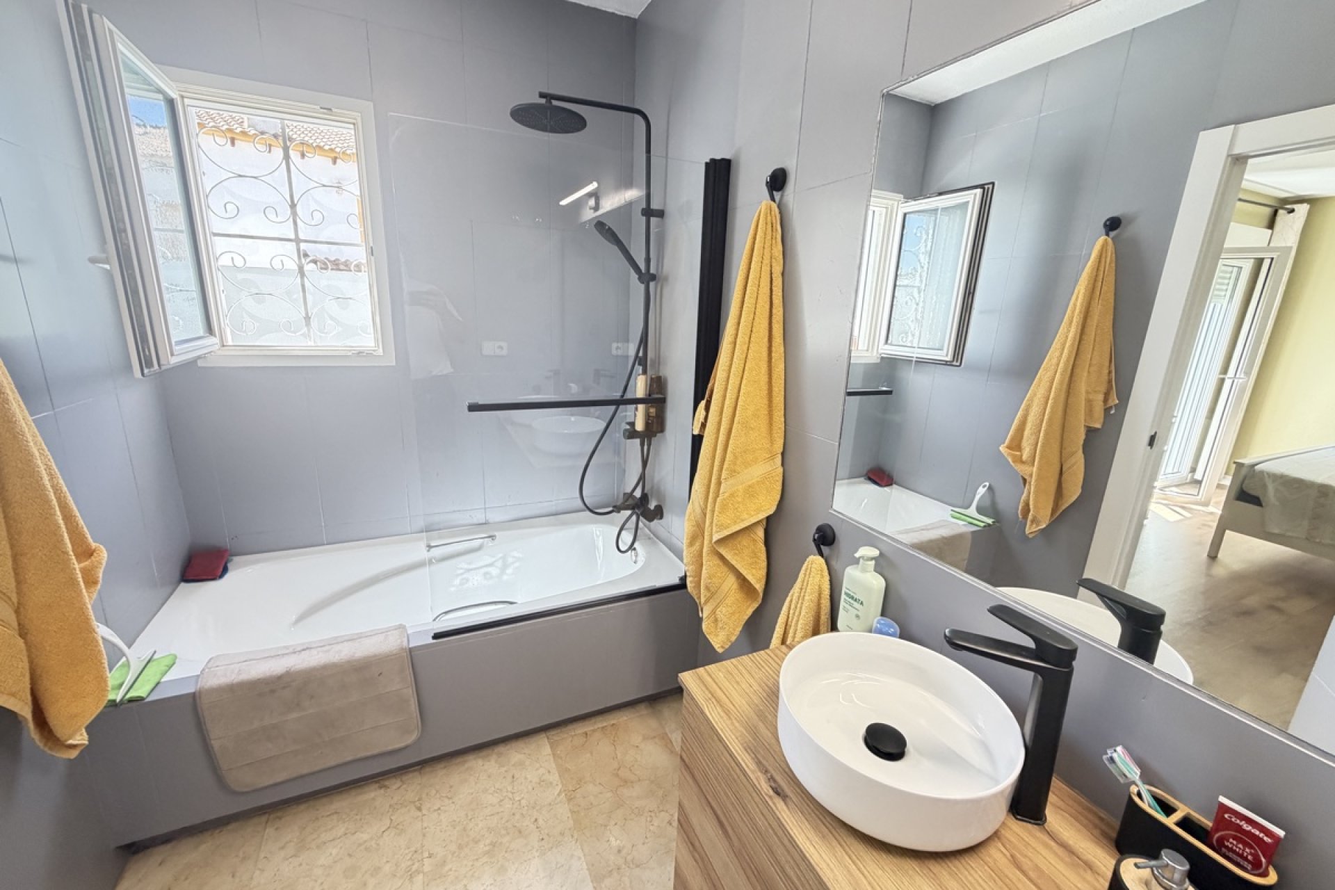 Resale - Villa -
Orihuela Costa - Villamartin