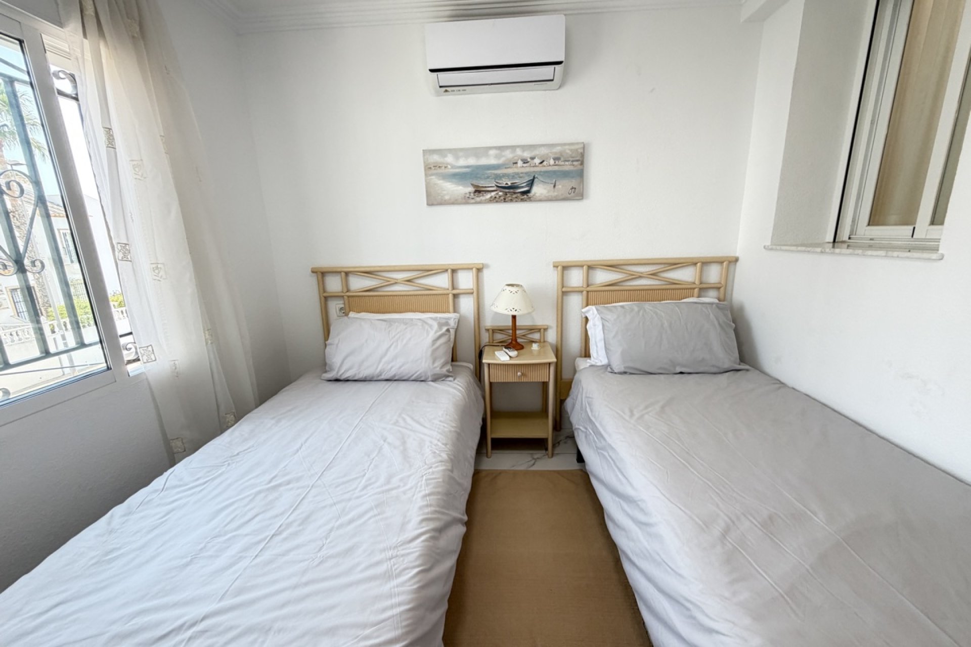 Resale - Villa -
Orihuela Costa - Villamartin