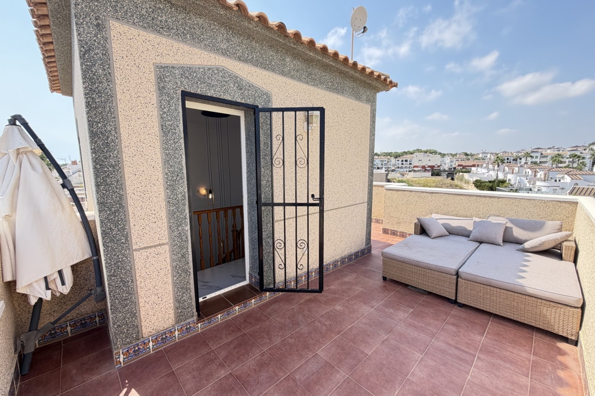 Resale - Villa -
Orihuela Costa - Villamartin