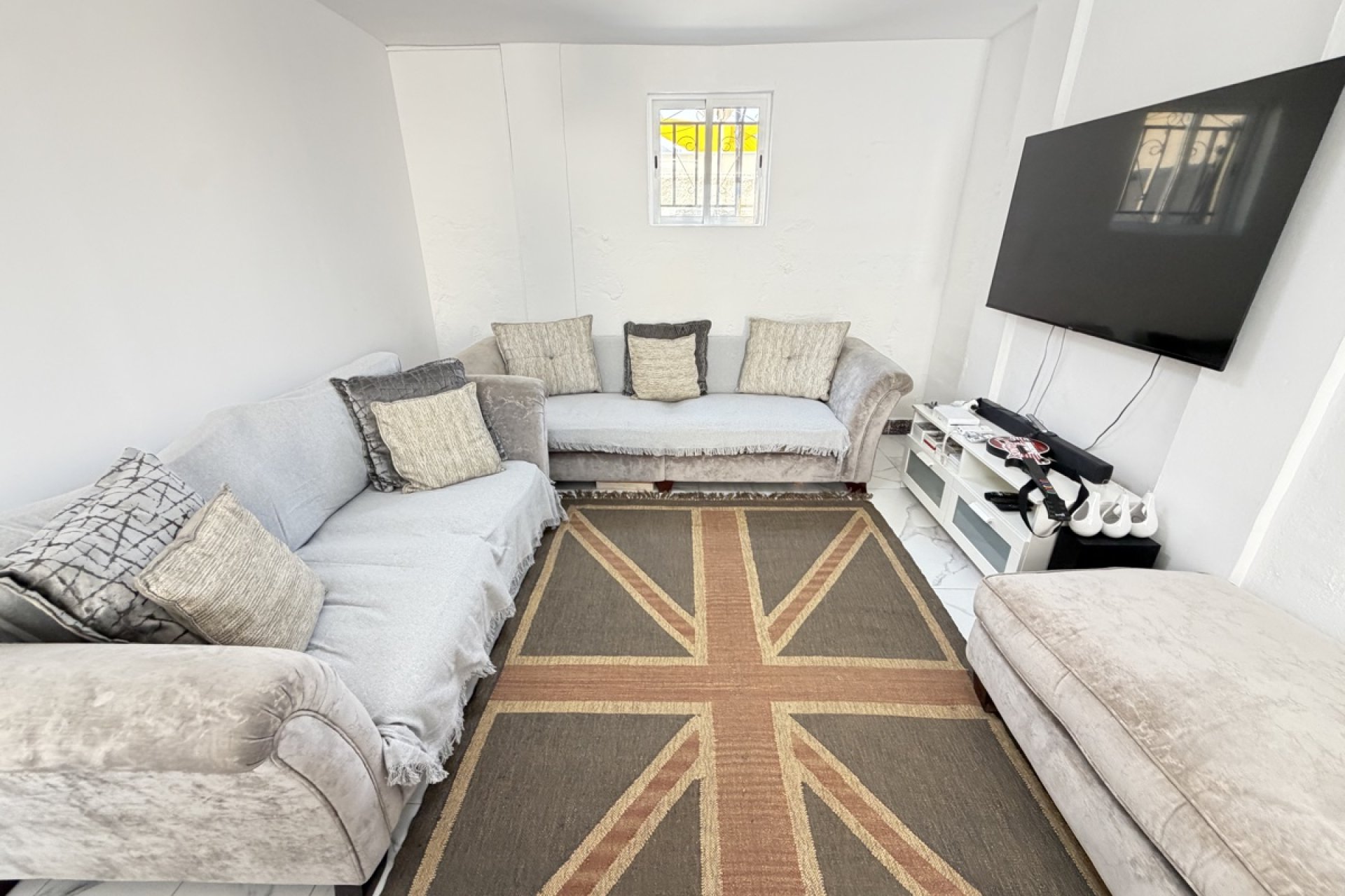 Resale - Villa -
Orihuela Costa - Villamartin
