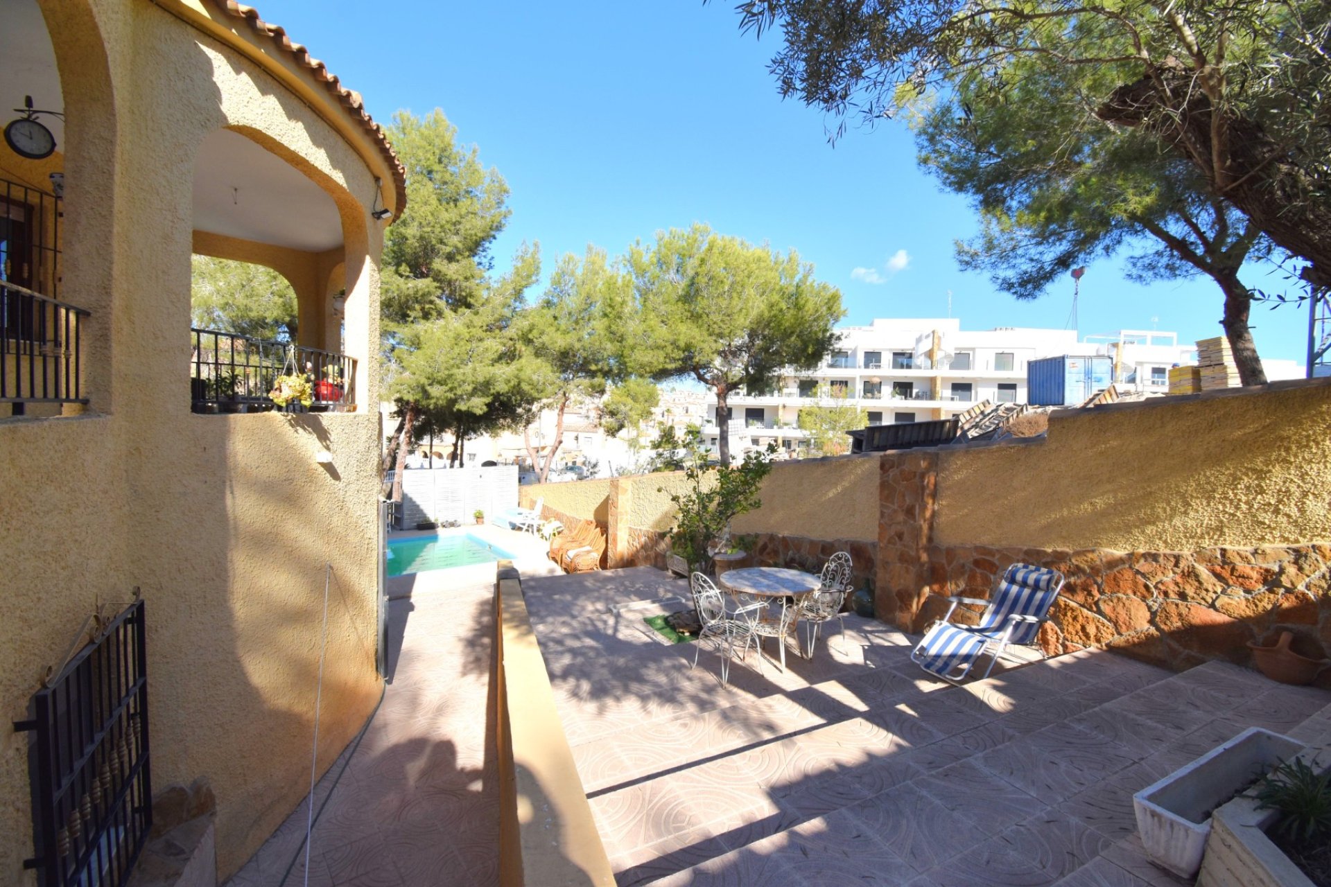 Resale - Villa -
Orihuela Costa - Villamartin