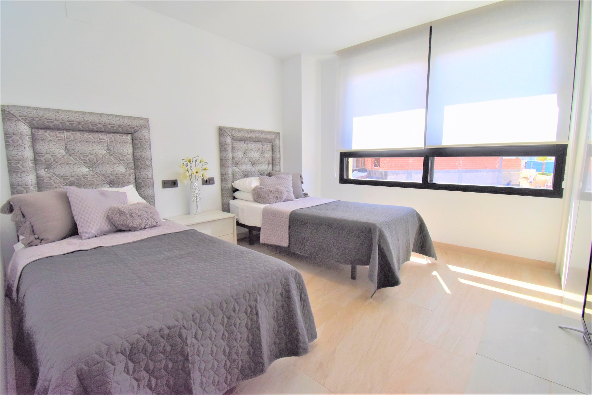 Resale - Villa -
Orihuela Costa - Villamartin