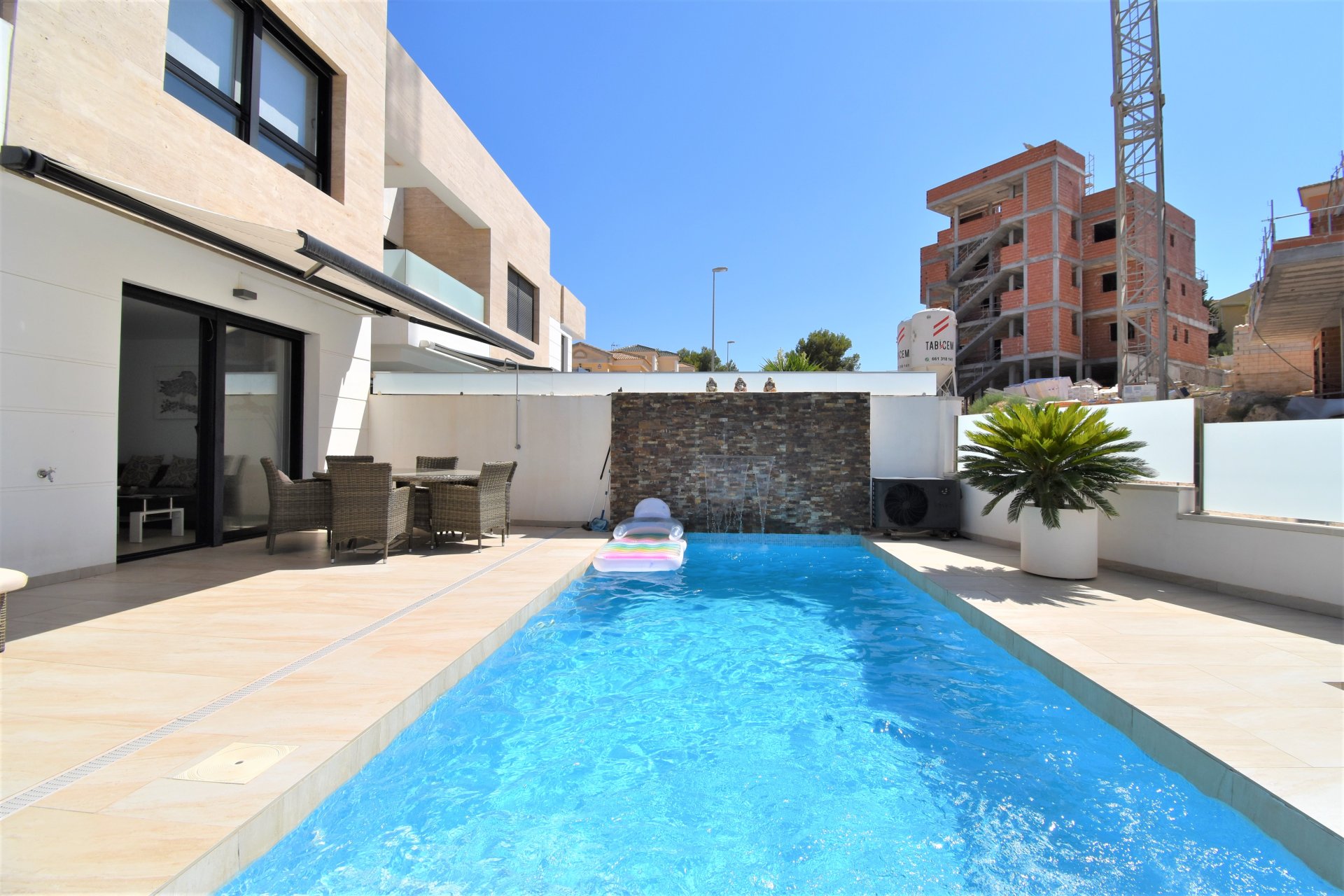 Resale - Villa -
Orihuela Costa - Villamartin