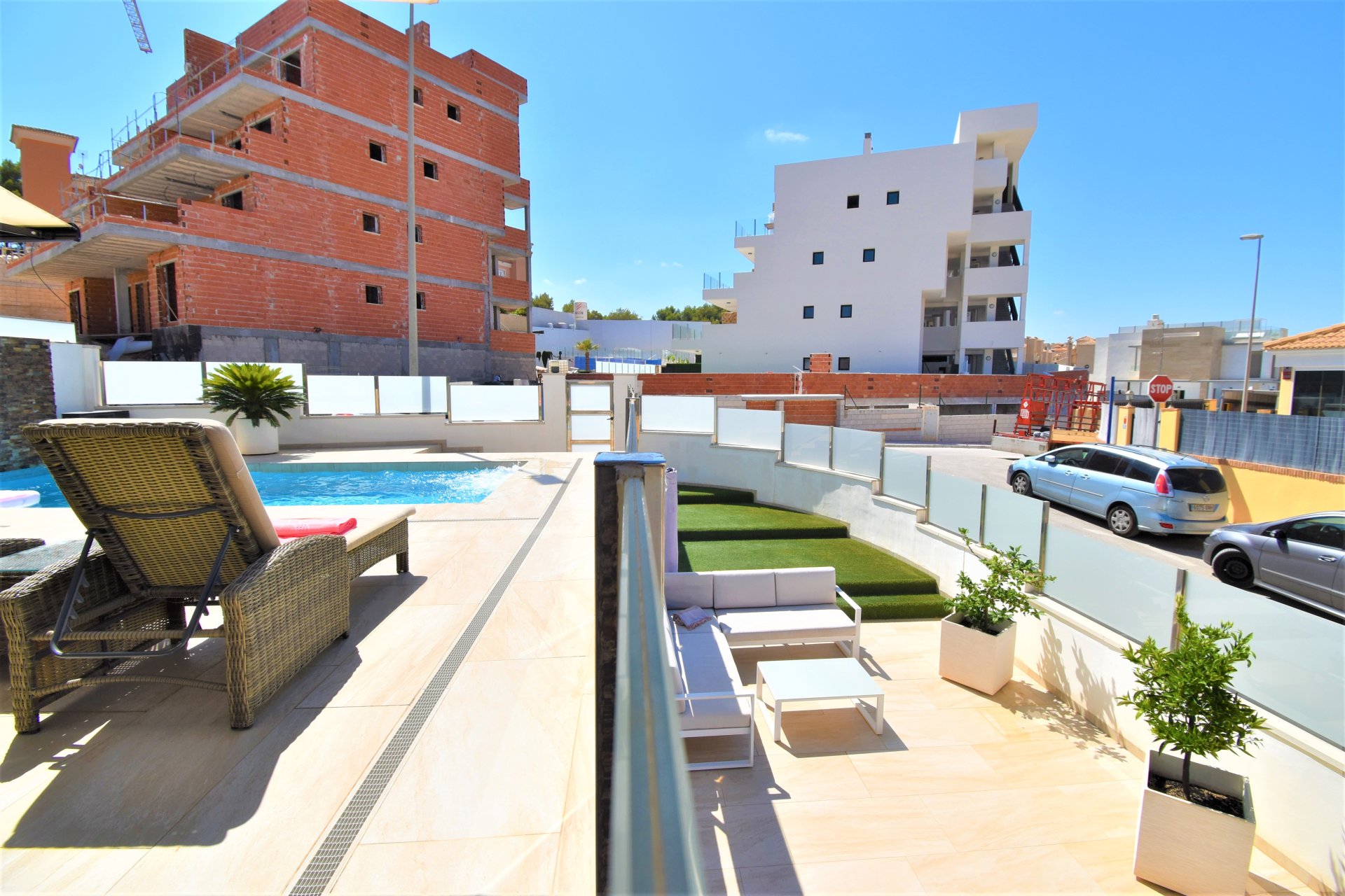 Resale - Villa -
Orihuela Costa - Villamartin