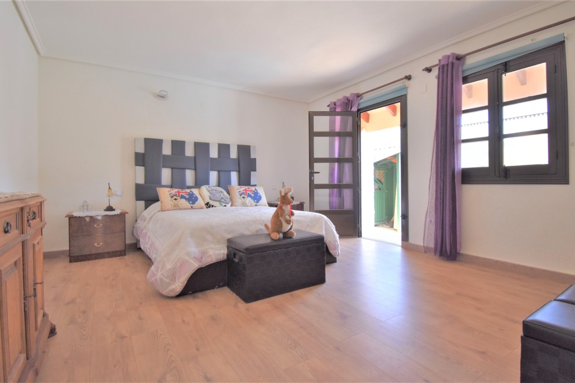 Resale - Villa -
Orihuela Costa - Villamartin