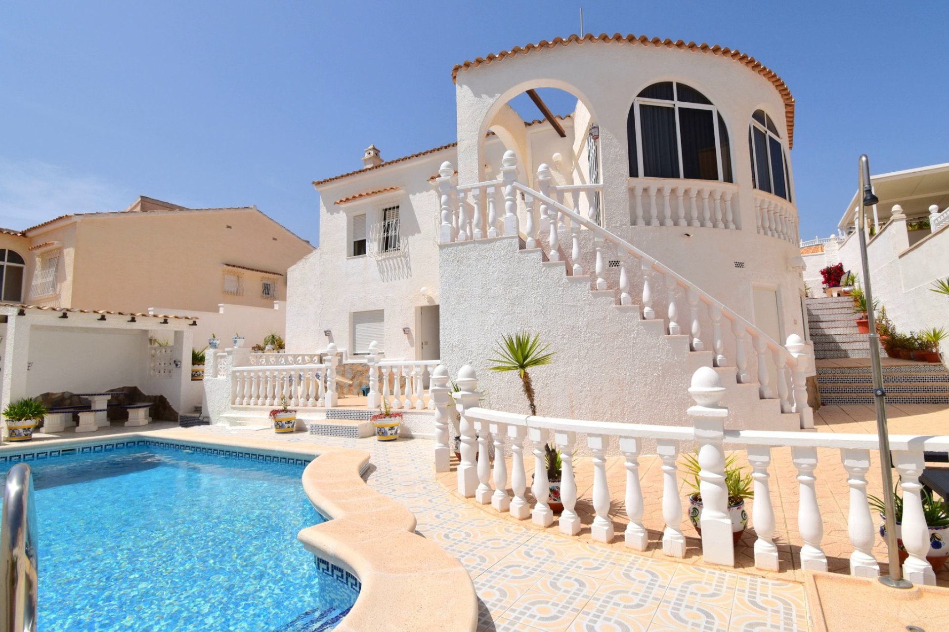 Resale - Villa -
Orihuela Costa - Villamartin