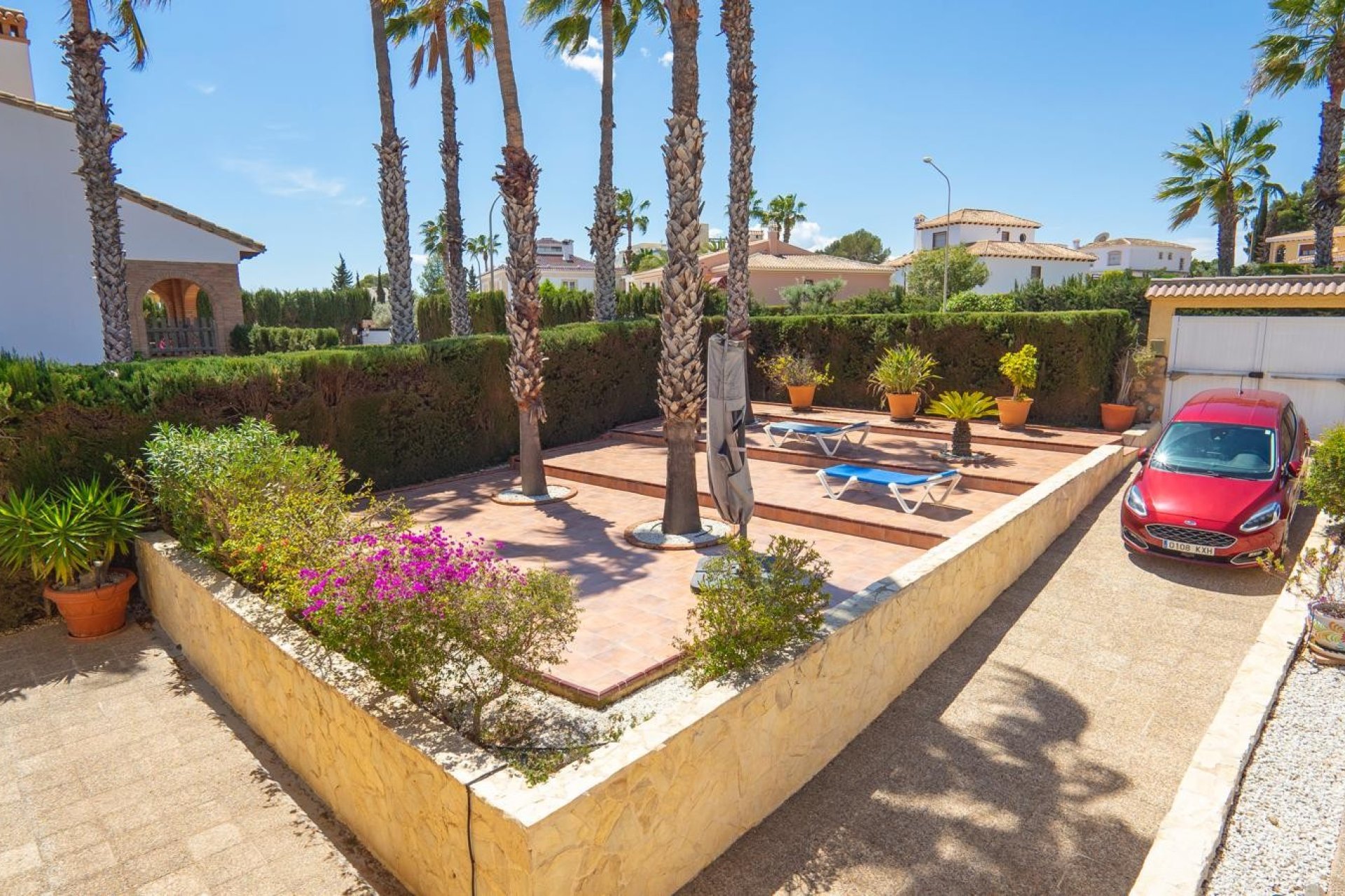 Resale - Villa -
Orihuela Costa - Villamartín