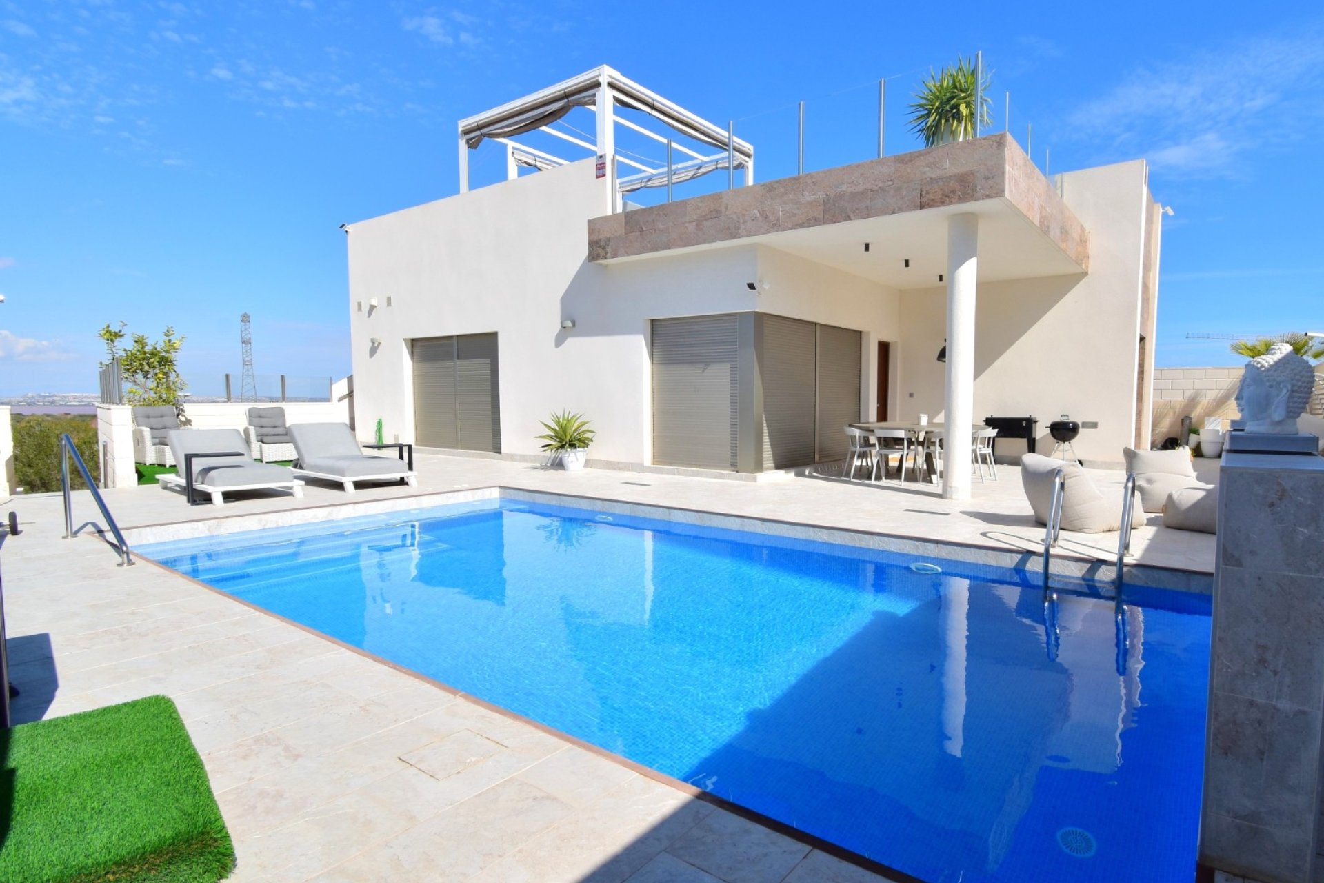 Resale - Villa -
Orihuela Costa - Villamartin