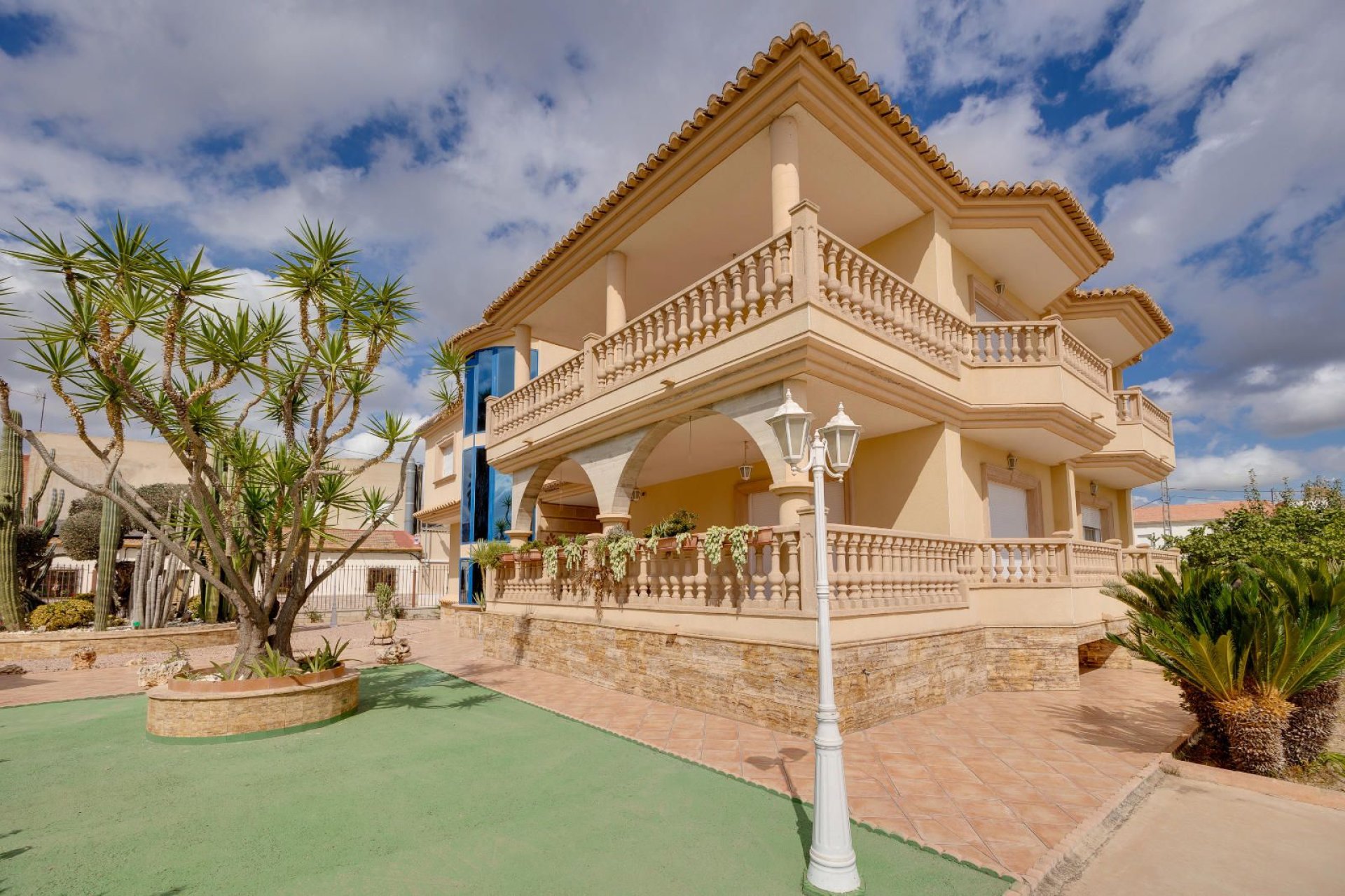 Resale - Villa -
Orihuela - Hurchillo