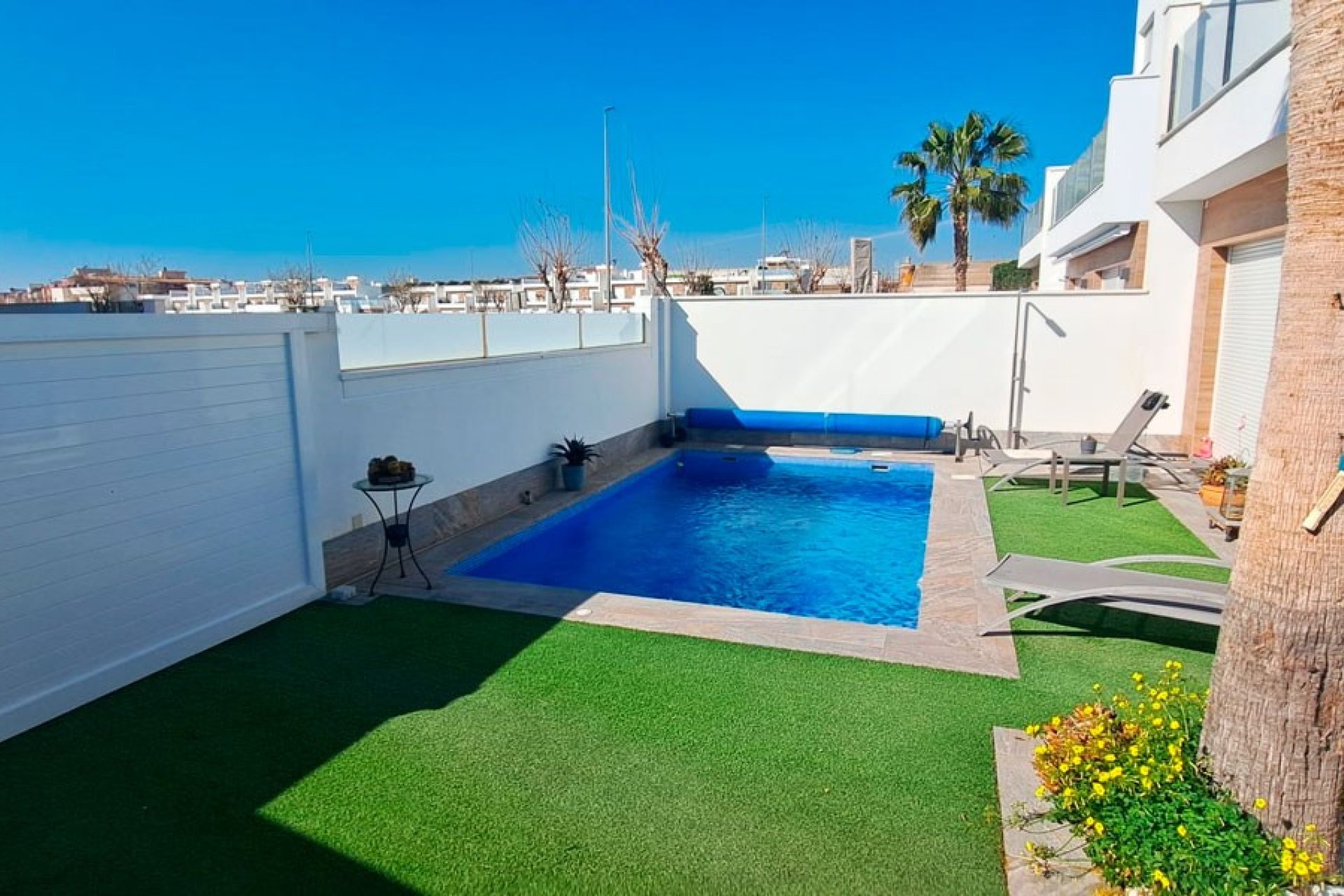 Resale - Villa -
Pilar de La Horadada - Pilar de La Horadada - Town