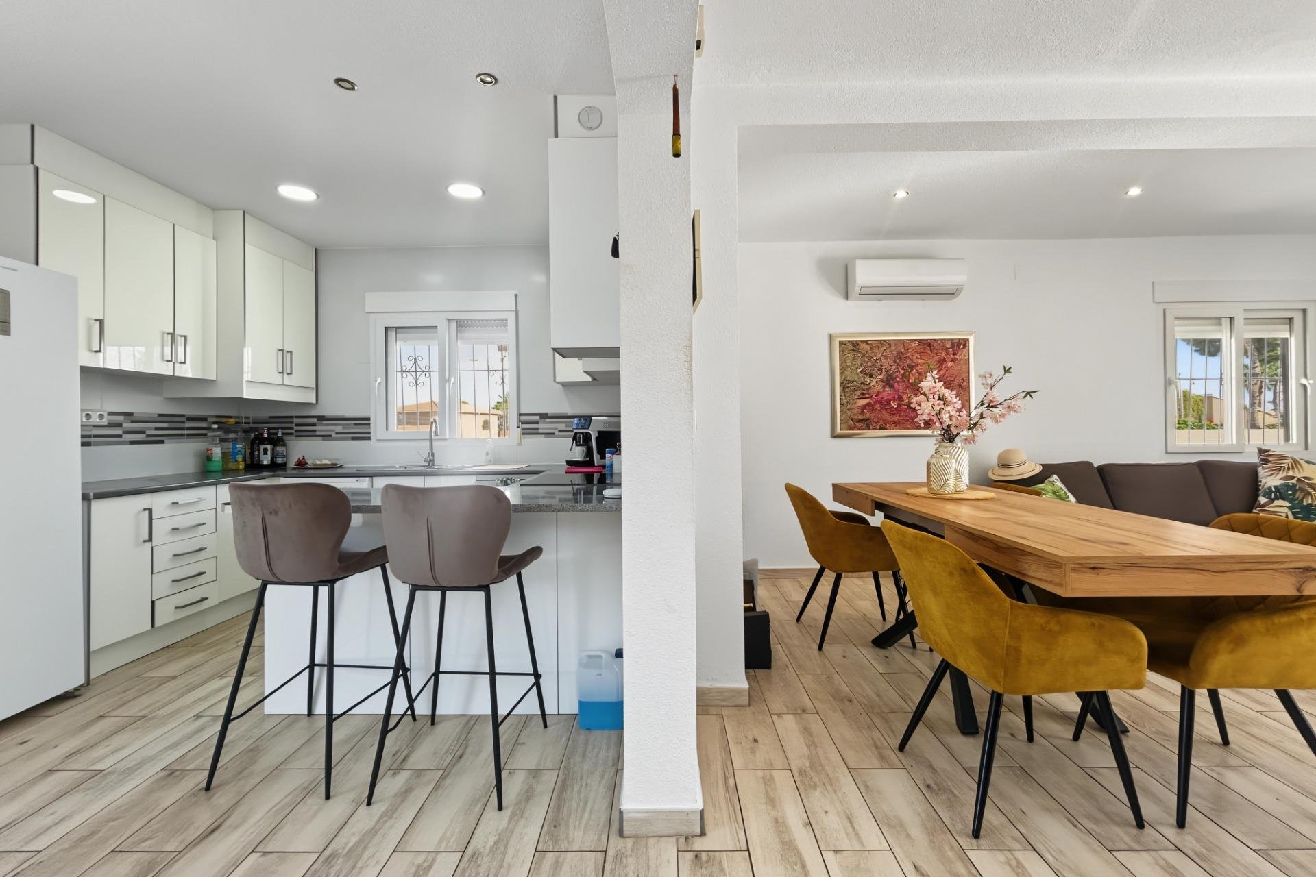 Resale - Villa -
Pilar de la Horadada - Pinar de Campoverde