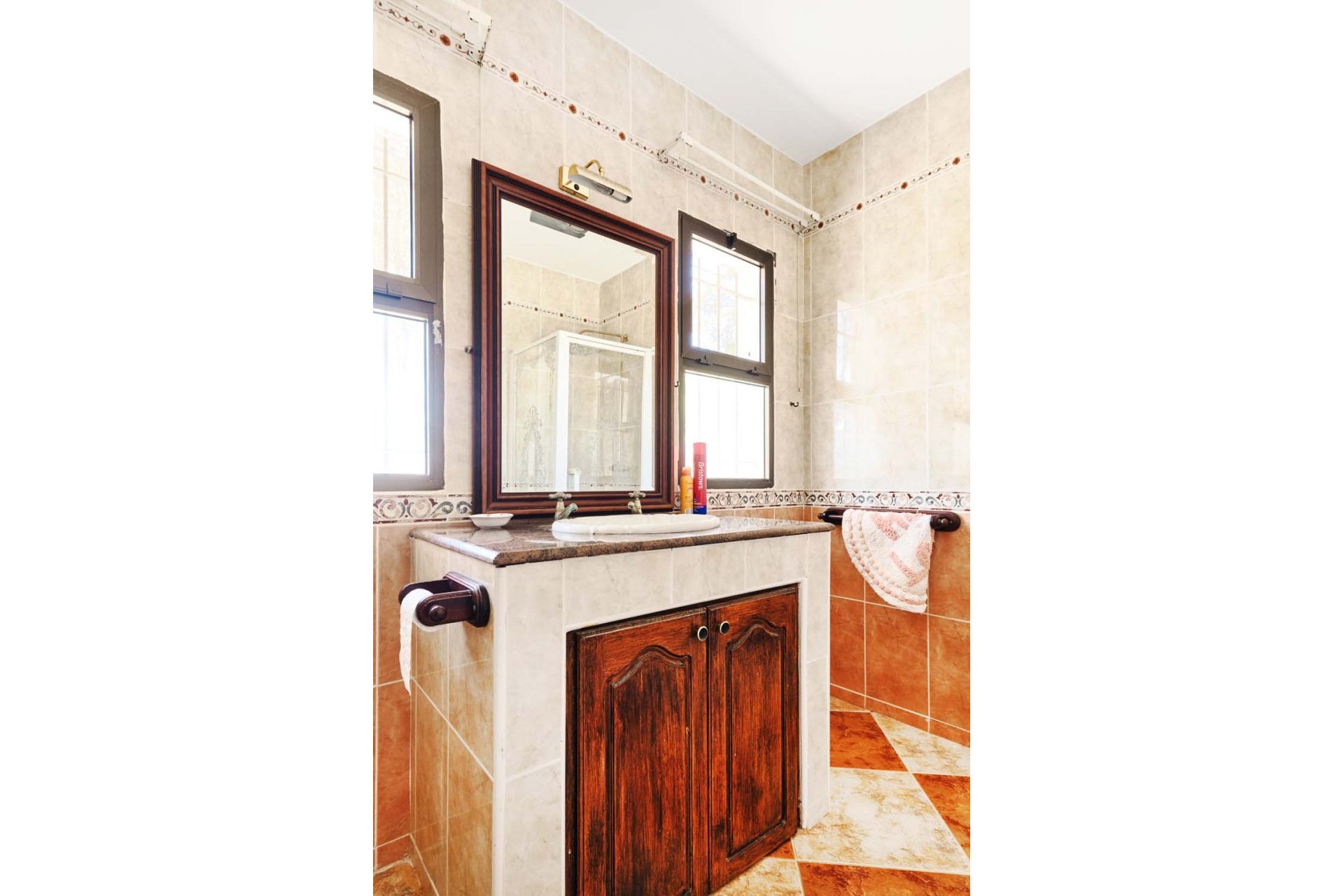 Resale - Villa -
Pinar de Campoverde - Pinar de Campoverde - Village