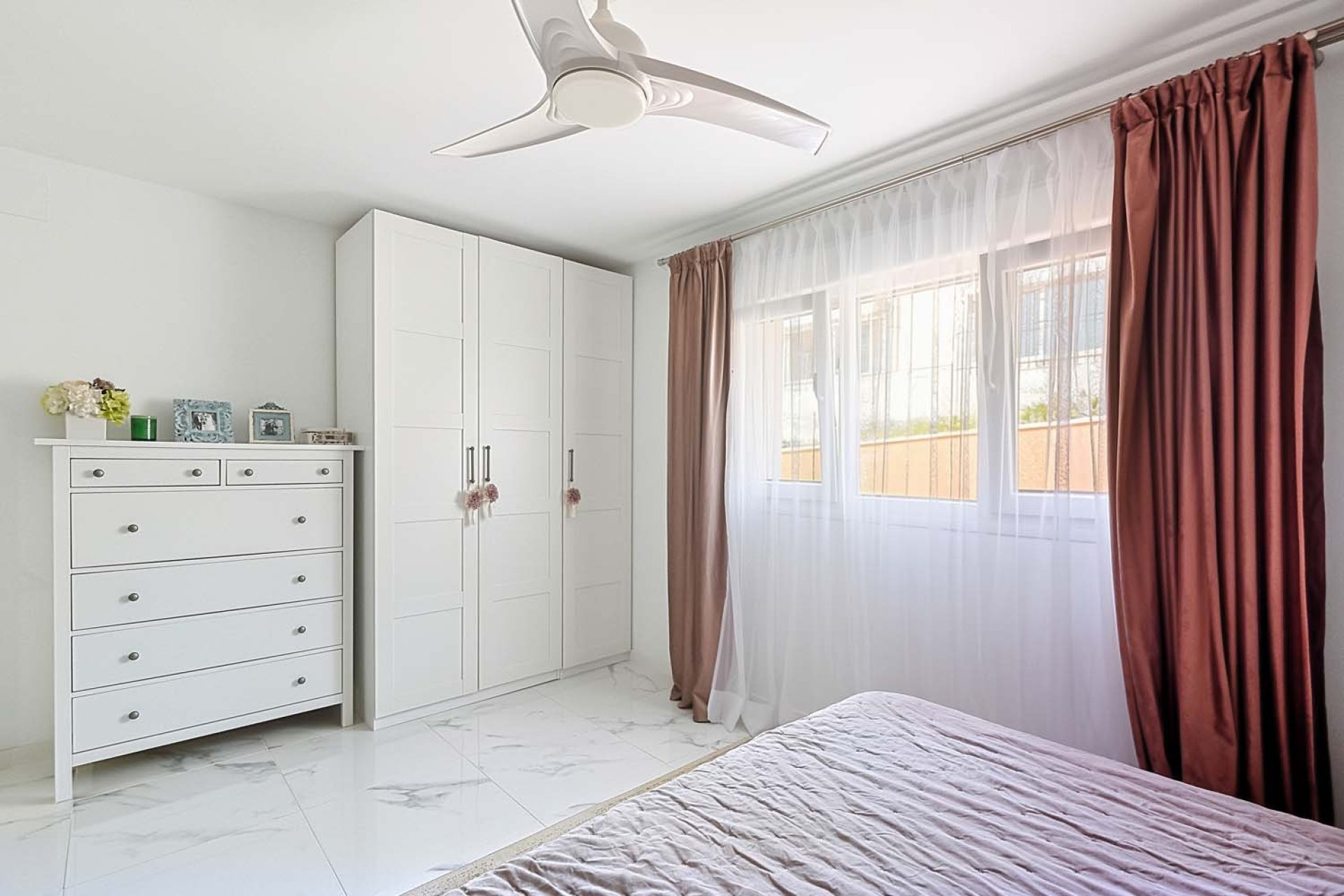 Resale - Villa -
Pinar de Campoverde - Pinar de Campoverde - Village