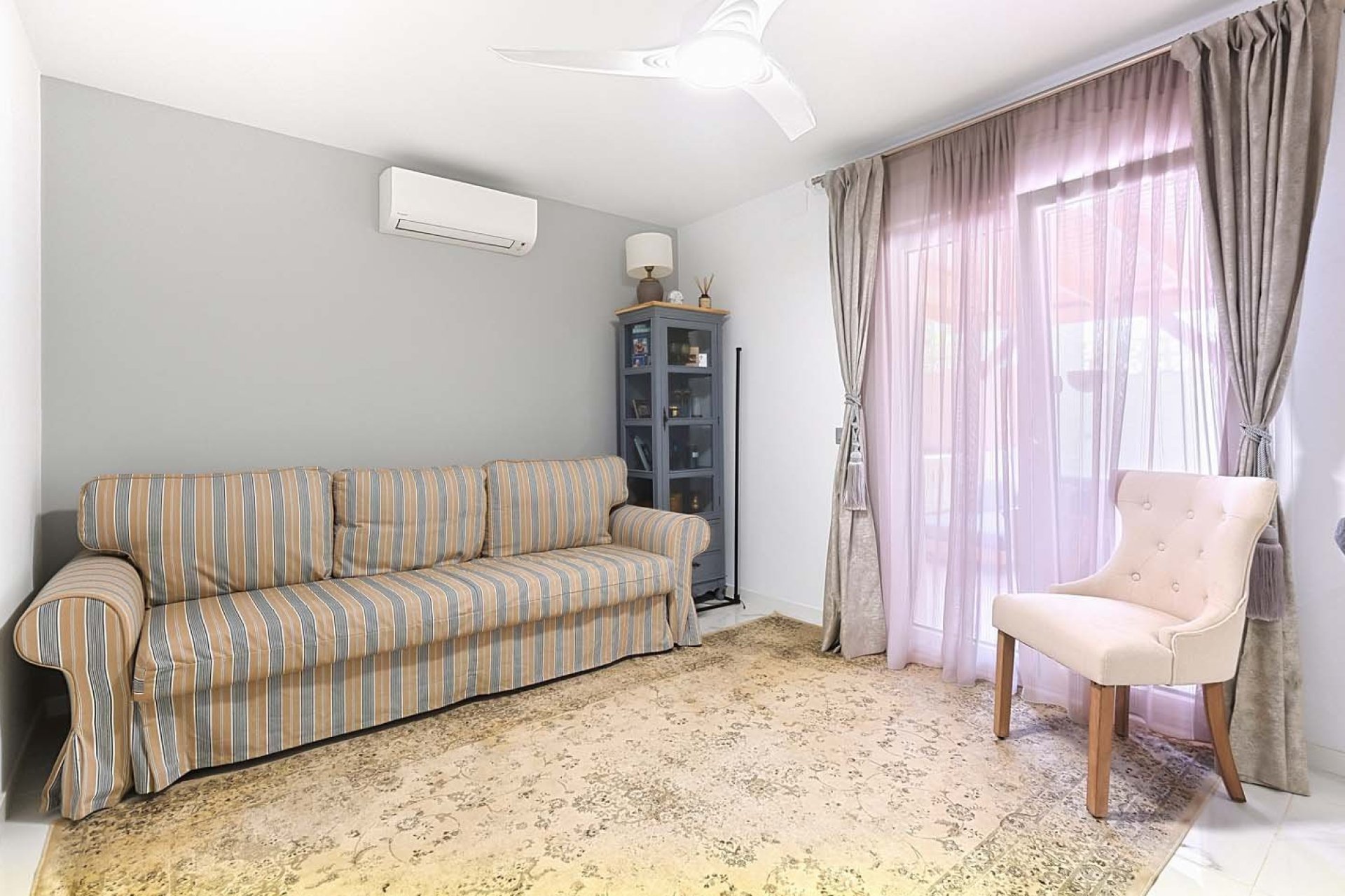 Resale - Villa -
Pinar de Campoverde - Pinar de Campoverde - Village