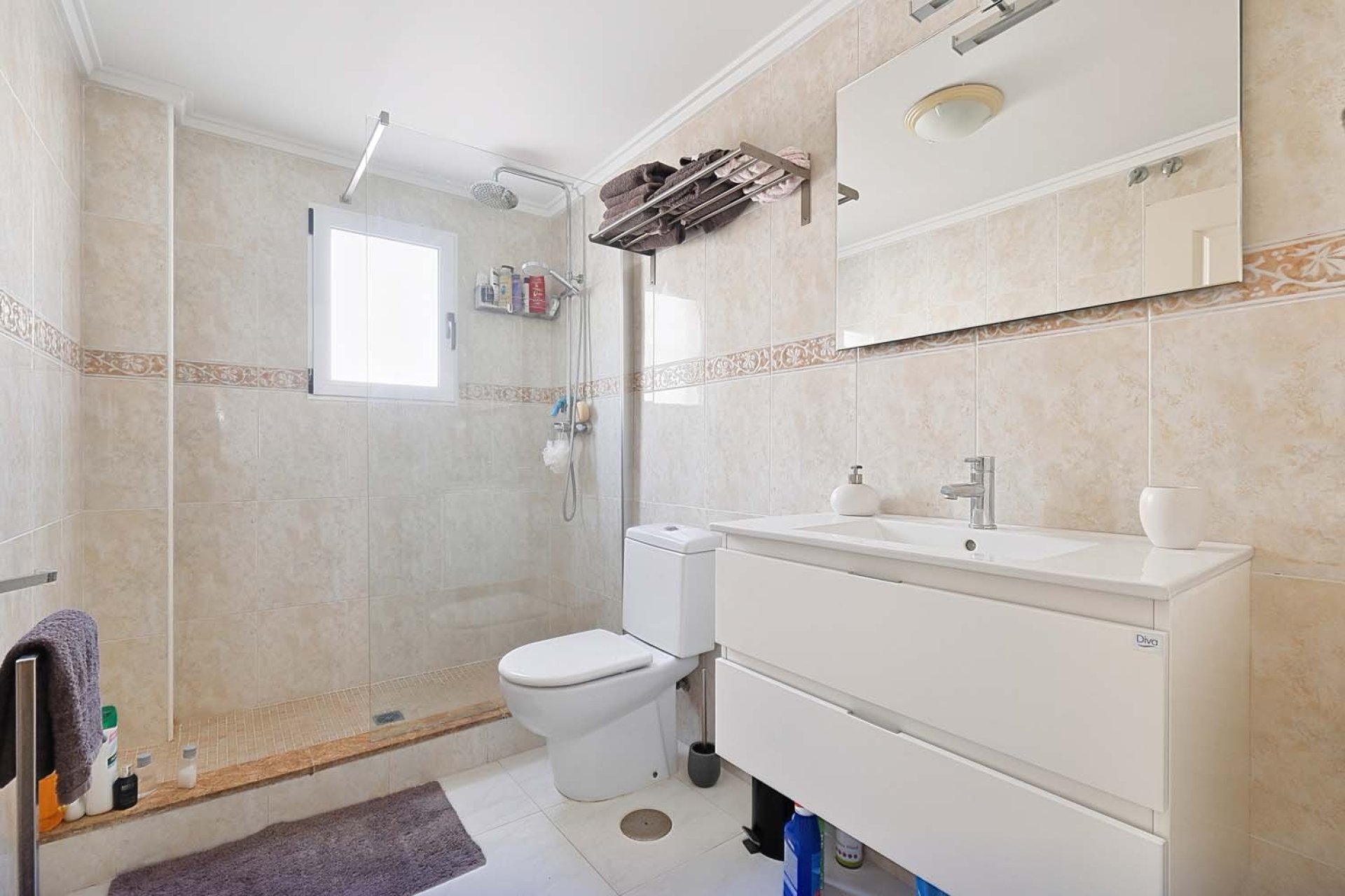 Resale - Villa -
Pinar de Campoverde - Pinar de Campoverde - Village
