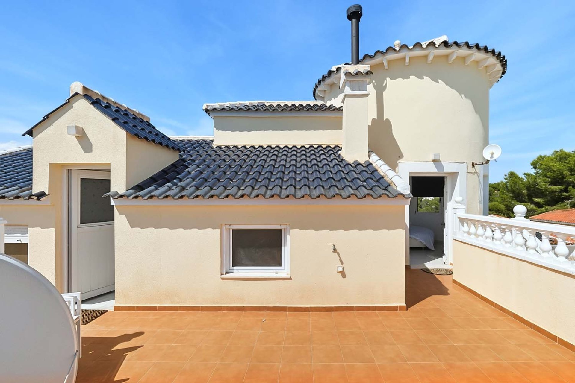 Resale - Villa -
Pinar de Campoverde - Pinar de Campoverde - Village