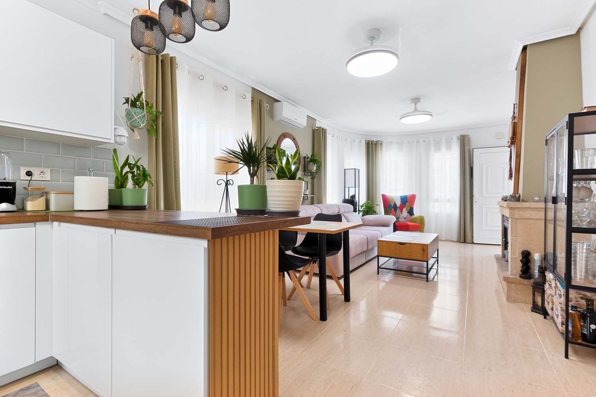 Resale - Villa -
Pinar de Campoverde - Pinar de Campoverde - Village