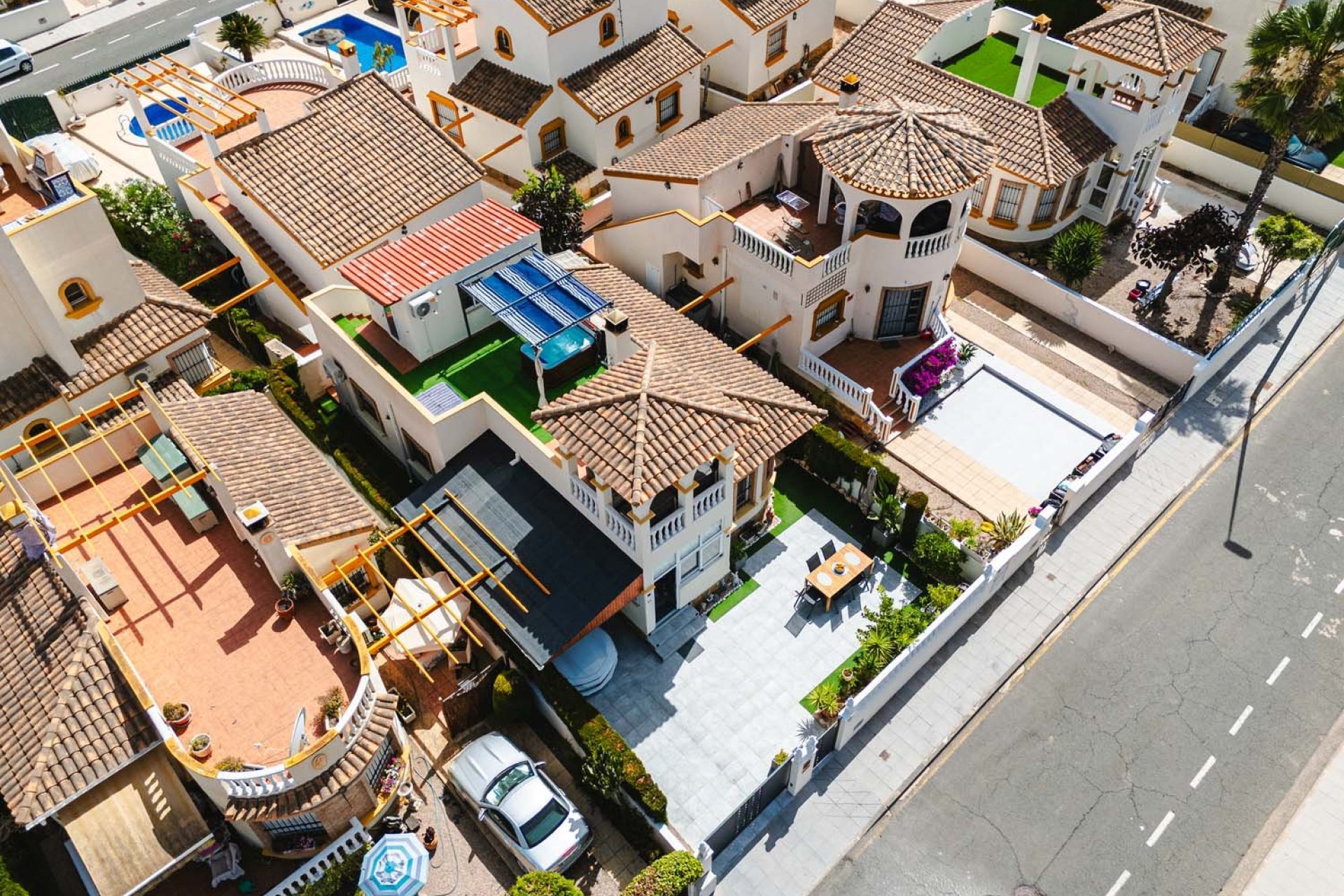 Resale - Villa -
Pinar de Campoverde - Pinar de Campoverde - Village