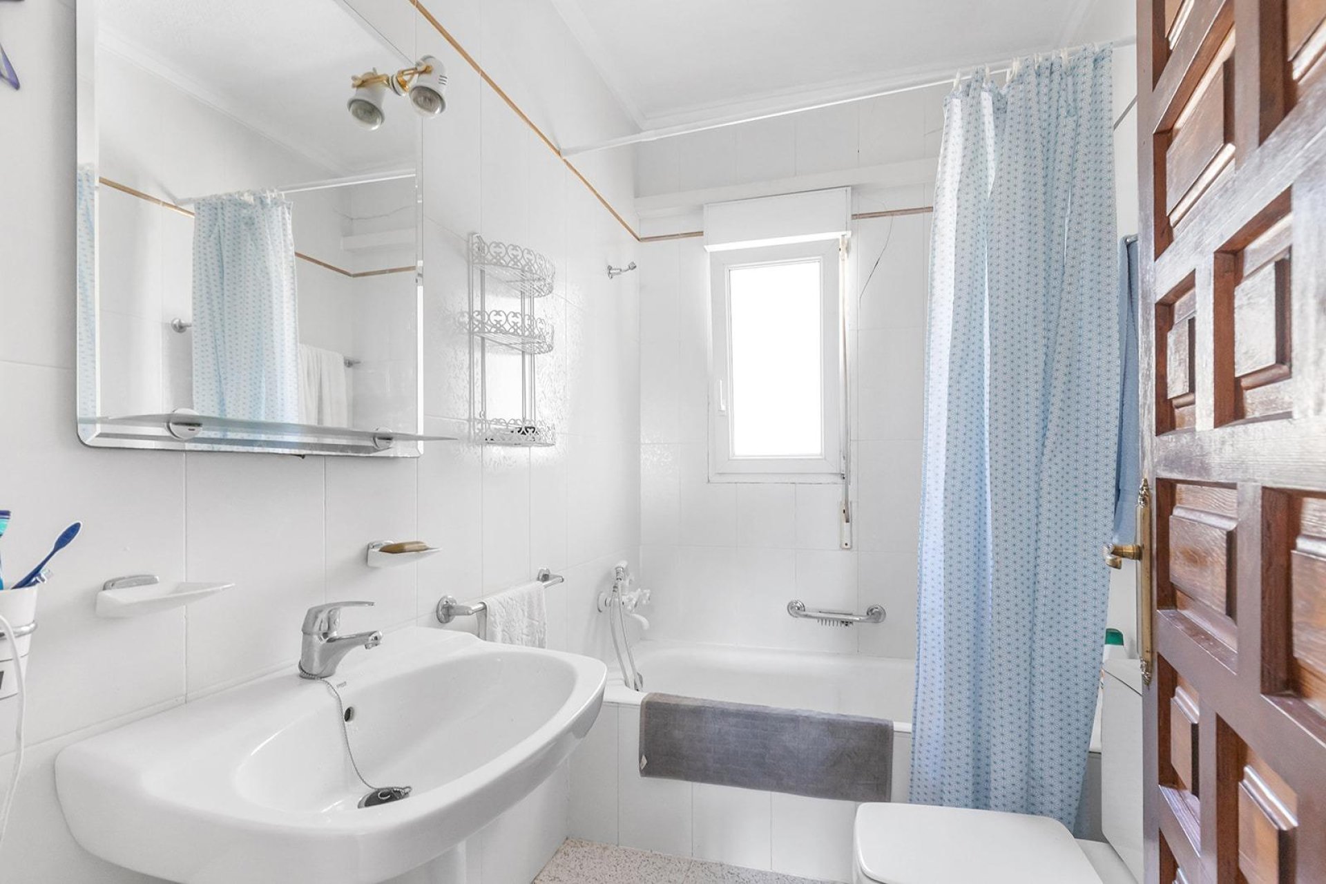 Resale - Villa -
Rojales - Centro de la Ciudad Quesada