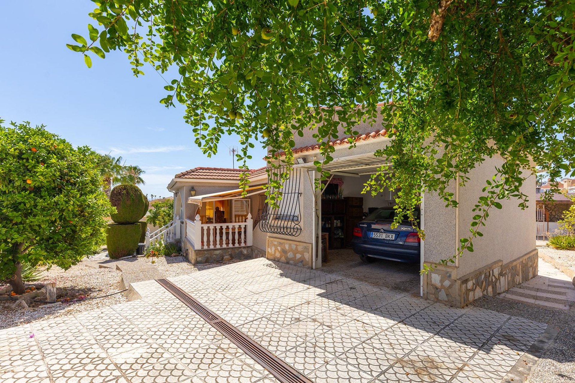 Resale - Villa -
Rojales - Centro de la Ciudad Quesada