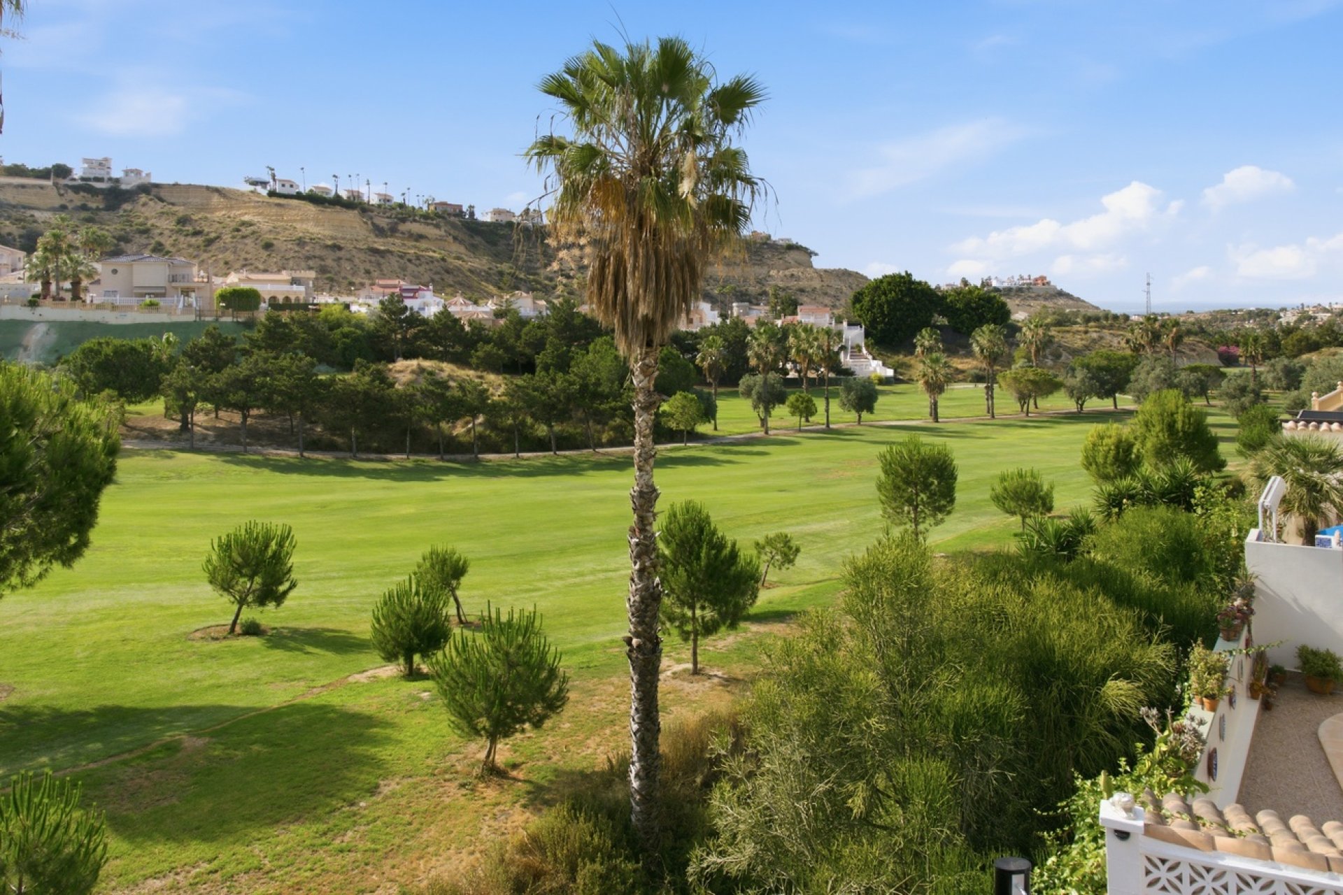 Resale - Villa -
Rojales - La Marquesa Golf