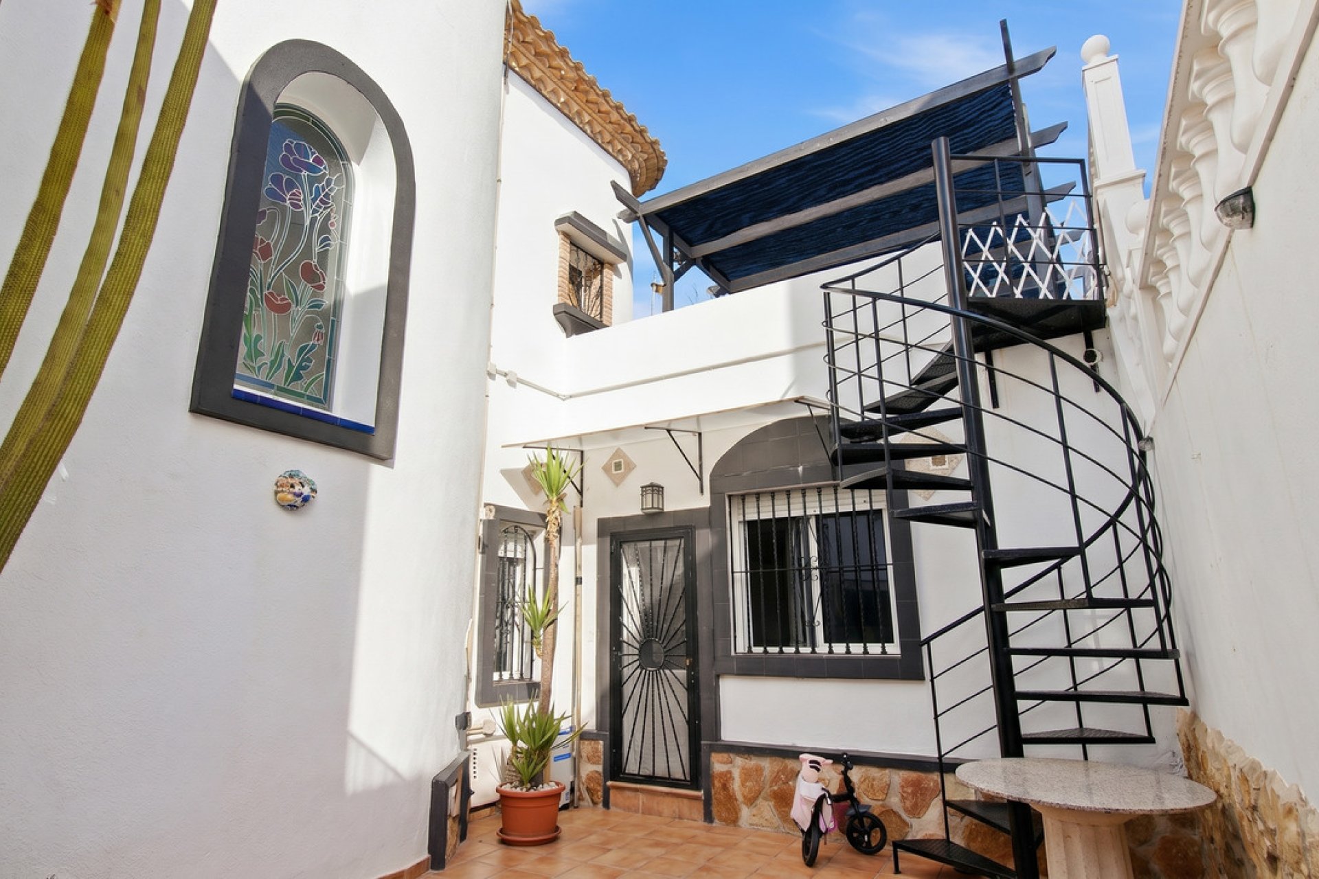 Resale - Villa -
Rojales - La Marquesa Golf