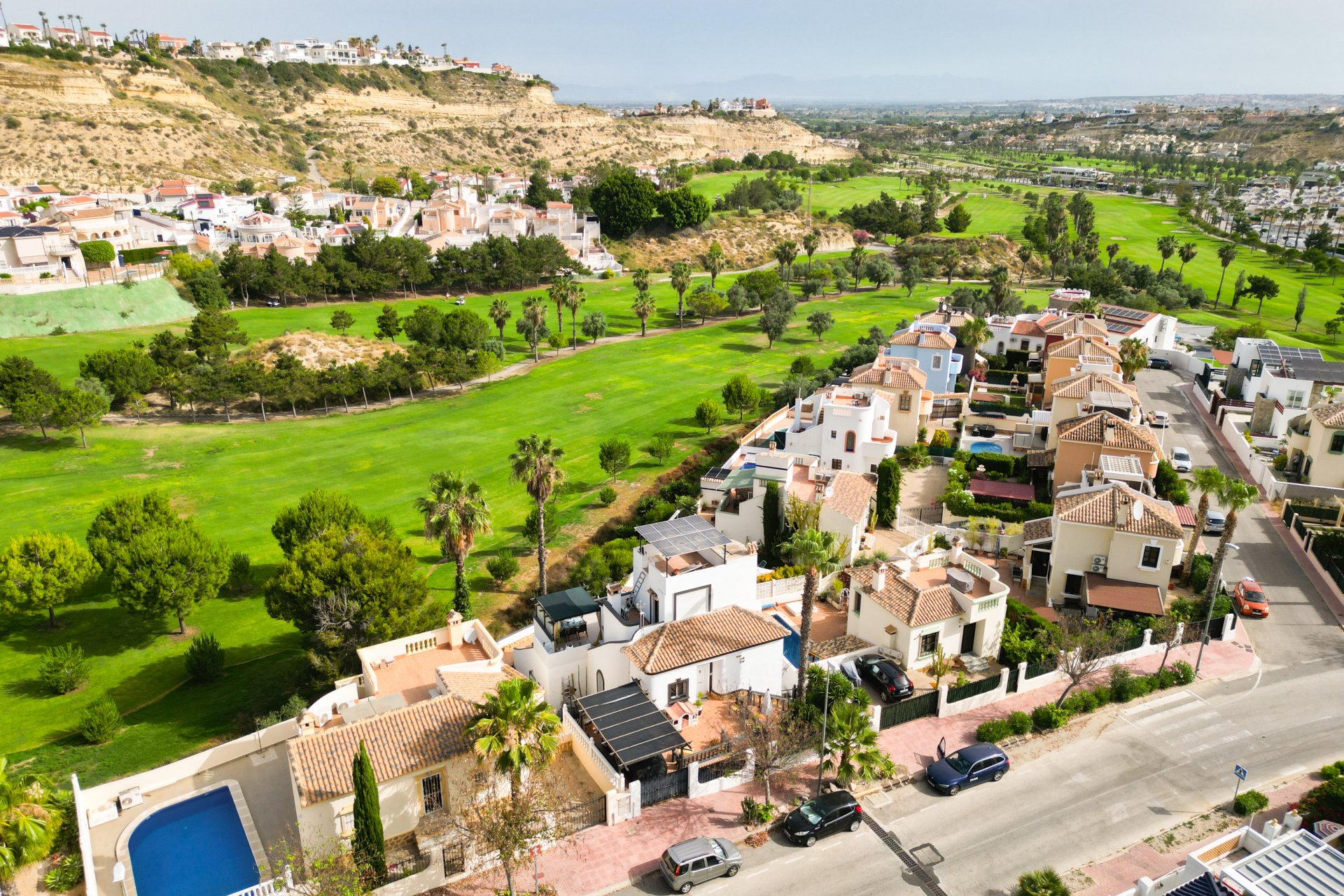 Resale - Villa -
Rojales - La Marquesa Golf