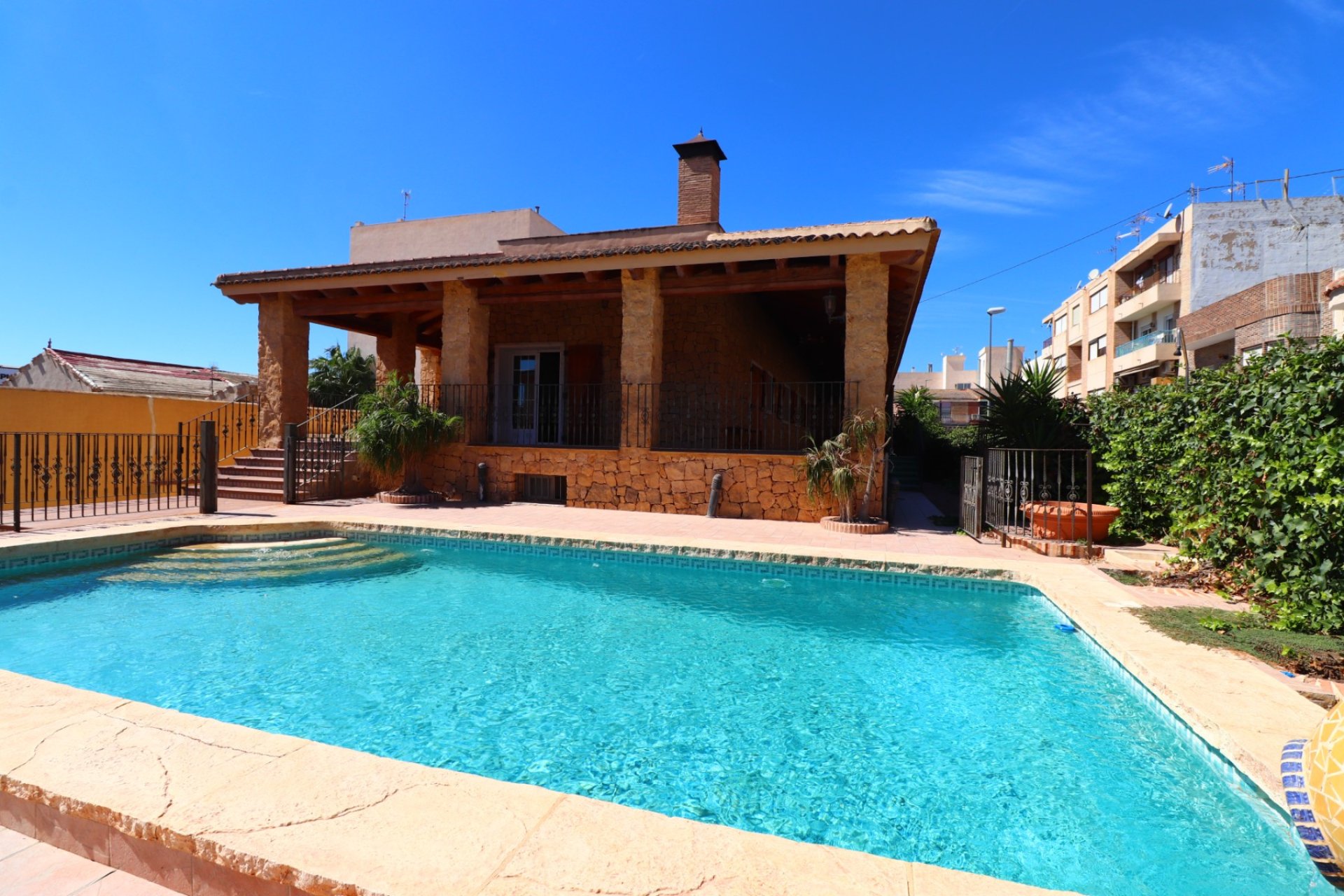Resale - Villa -
Rojales - Los Palacios