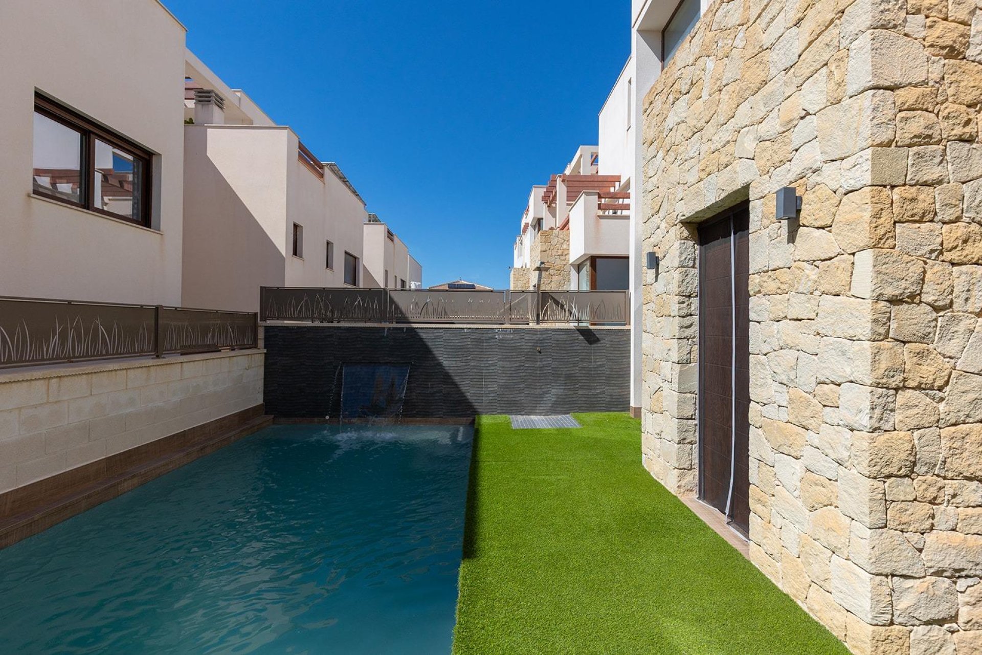 Resale - Villa -
Rojales - Pueblo bravo