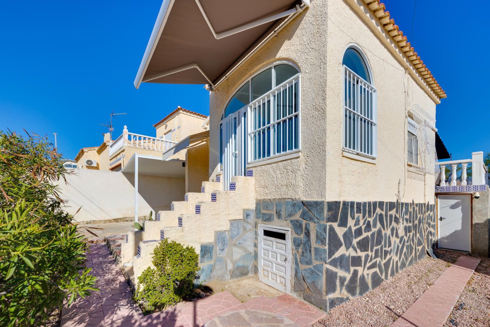 Resale - Villa -
San Fulgencio