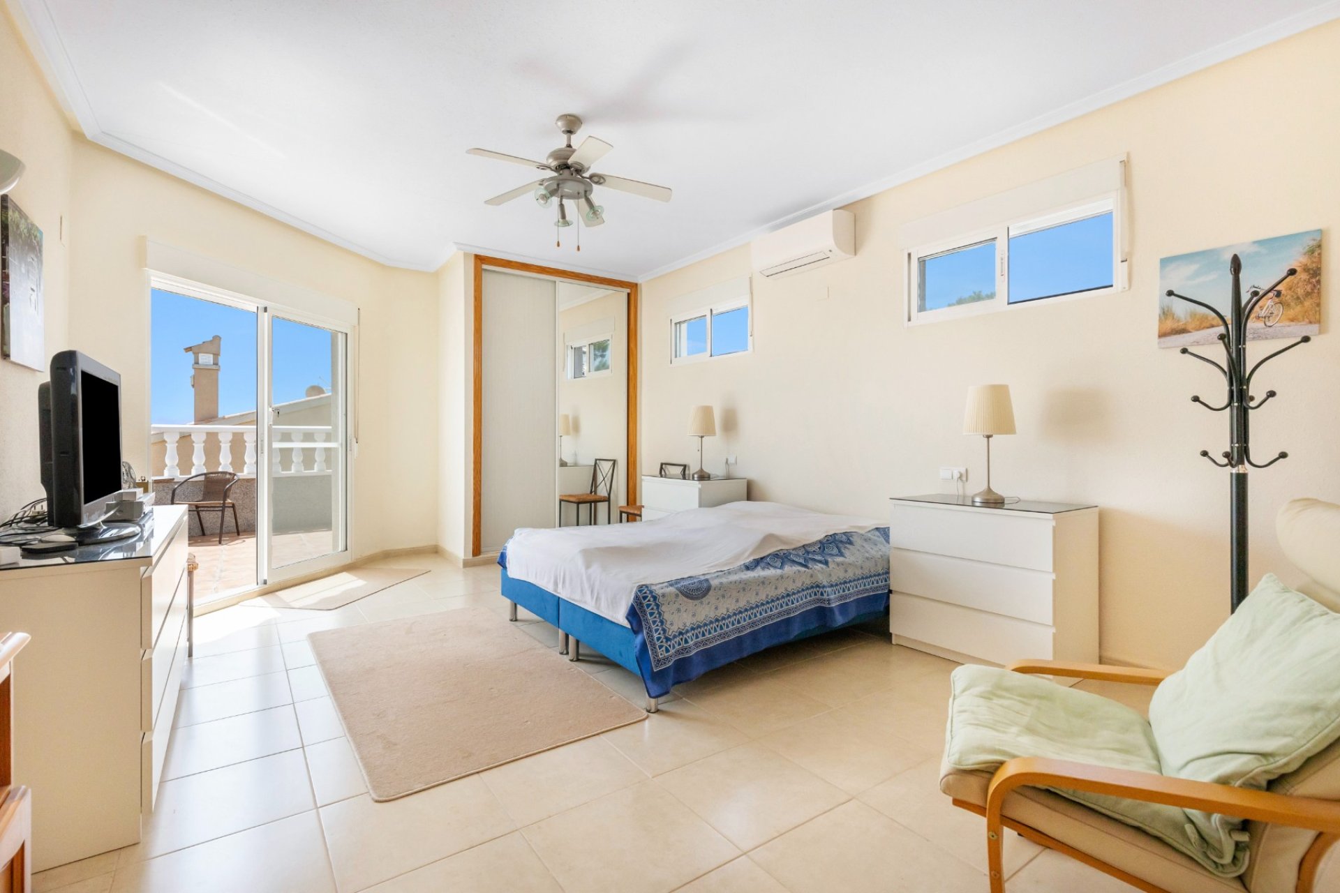 Resale - Villa -
San Isidro - San Fulgencio