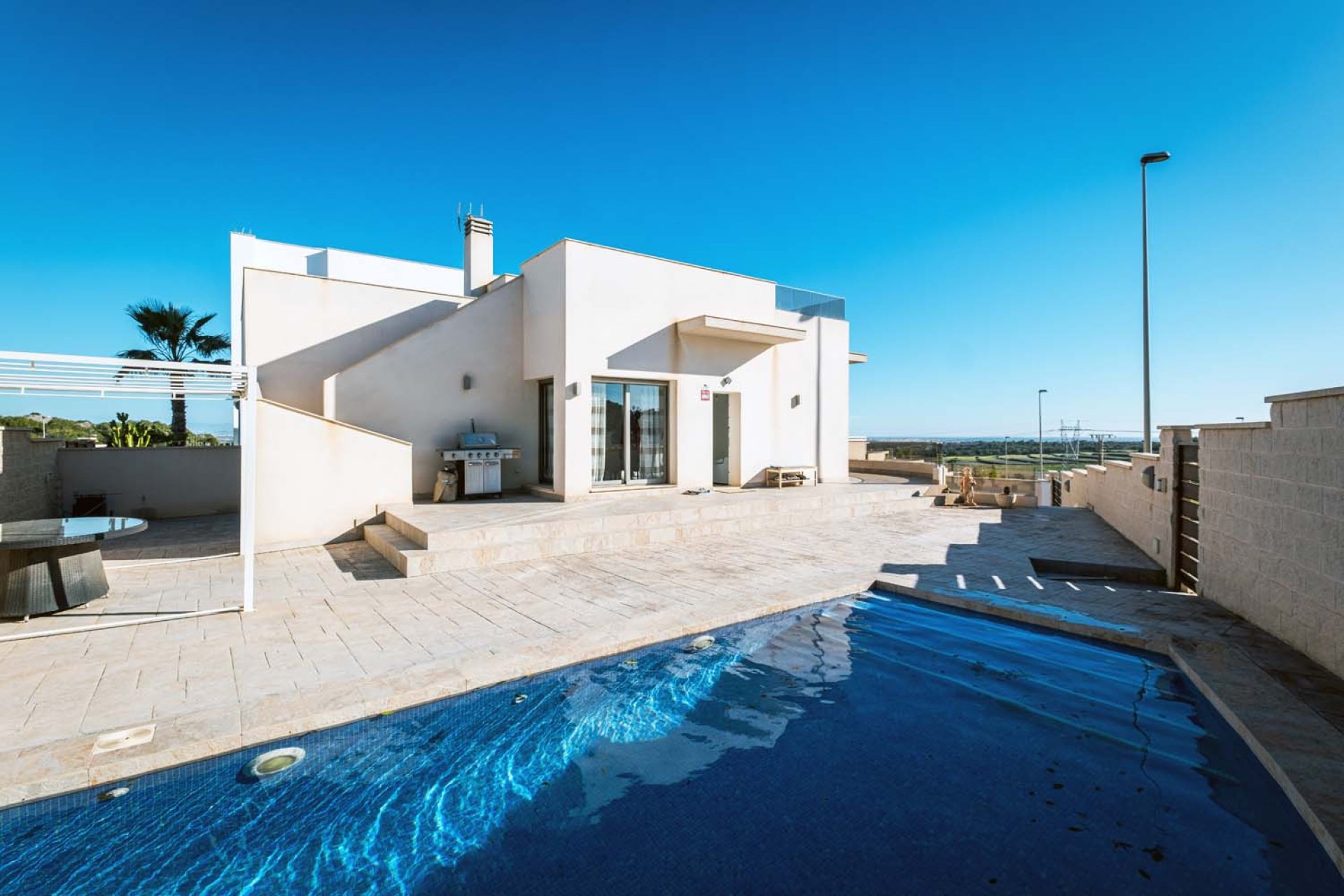 Resale - Villa -
San Miguel de Salinas - La Cañada - Los Alcores