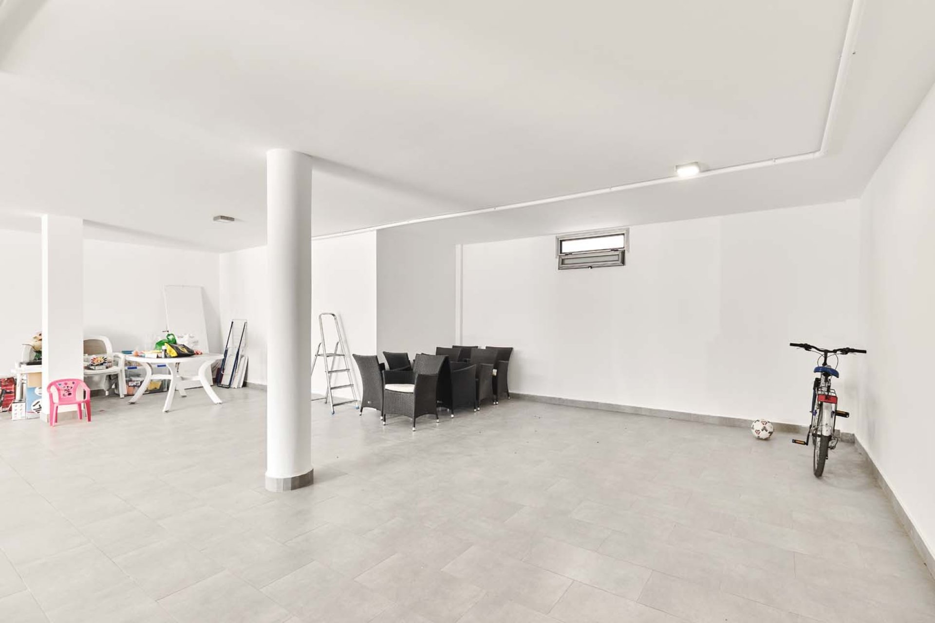 Resale - Villa -
San Miguel de Salinas - La Cañada - Los Alcores