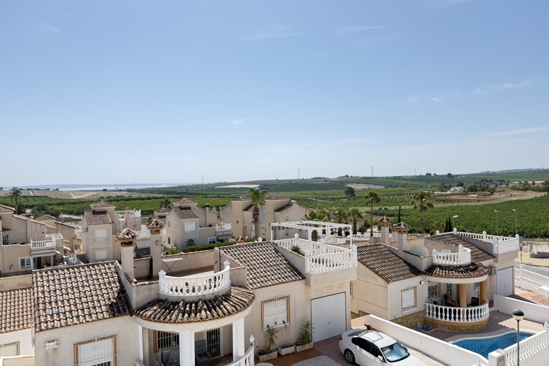 Resale - Villa -
San Miguel de Salinas - Lake View Mansions