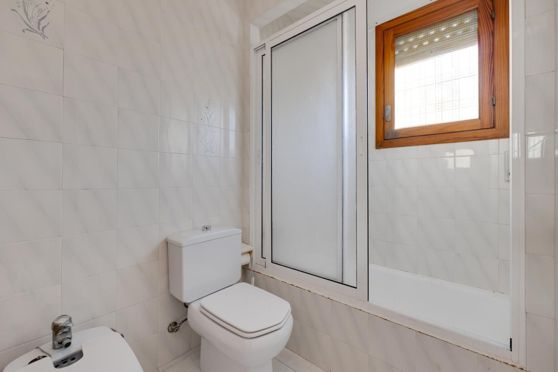 Resale - Villa -
Santa Pola