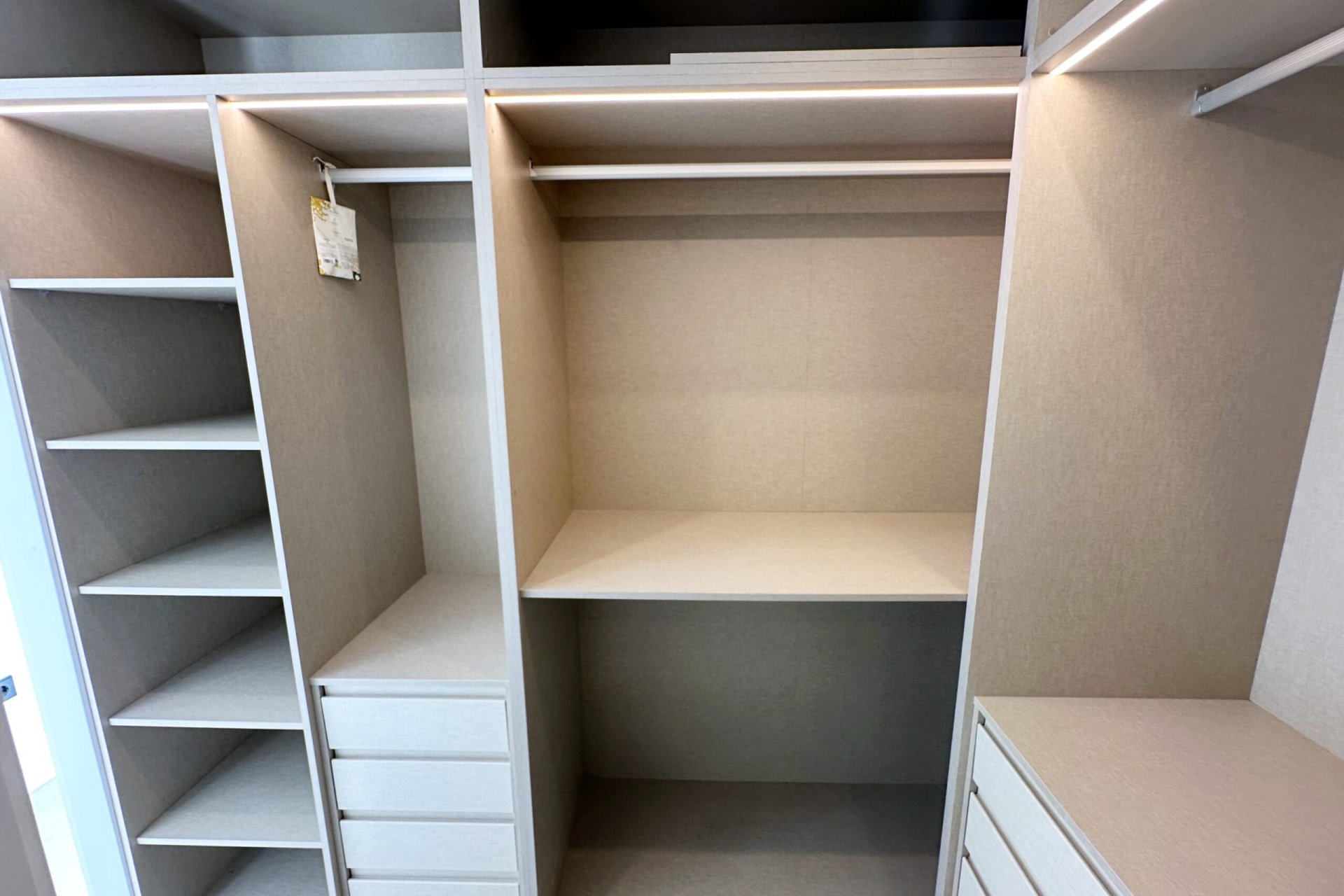 Resale - Villa -
Santa Rosalía - Santa Rosalía Lake & Life Resort