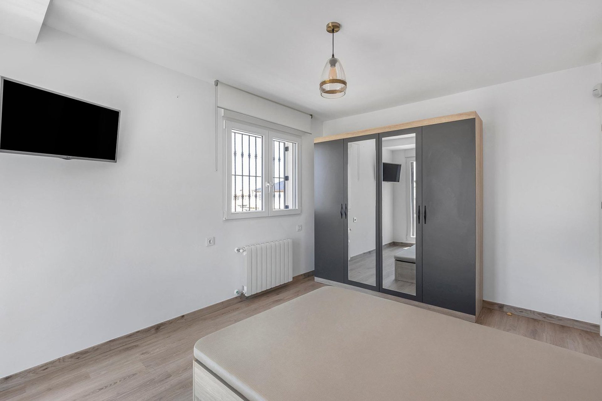 Resale - Villa -
Torrevieja - Aguas Nuevas