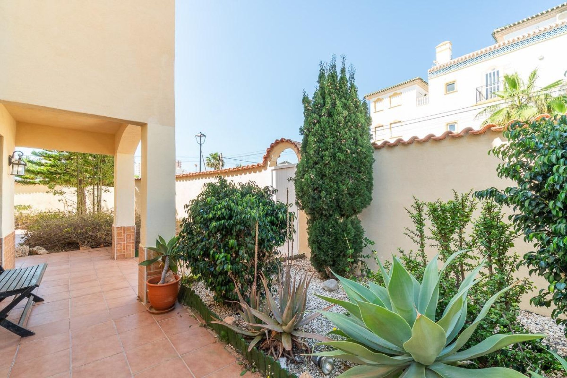 Resale - Villa -
Torrevieja - Cala de cabo cervera