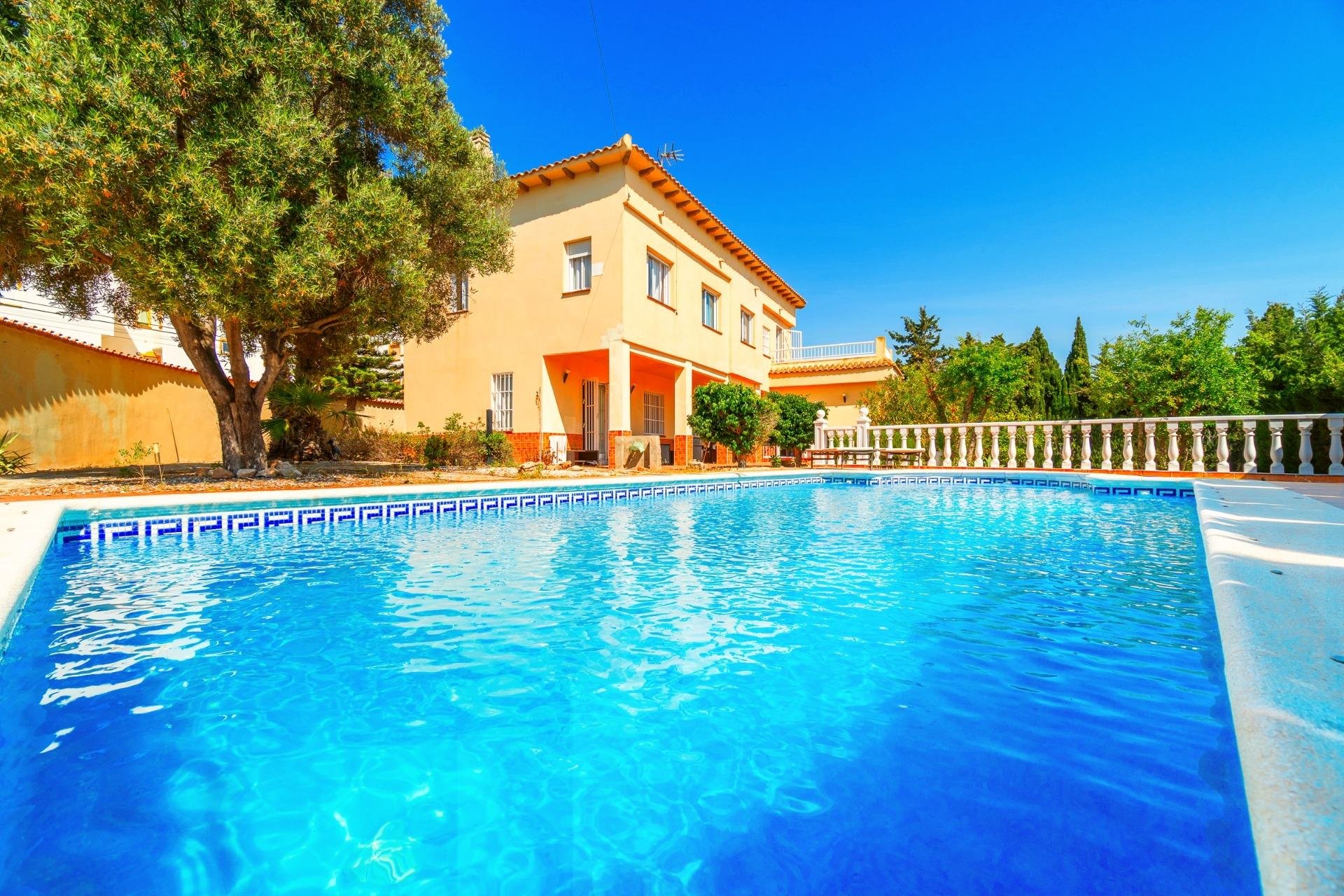 Resale - Villa -
Torrevieja - Costa blanca sur