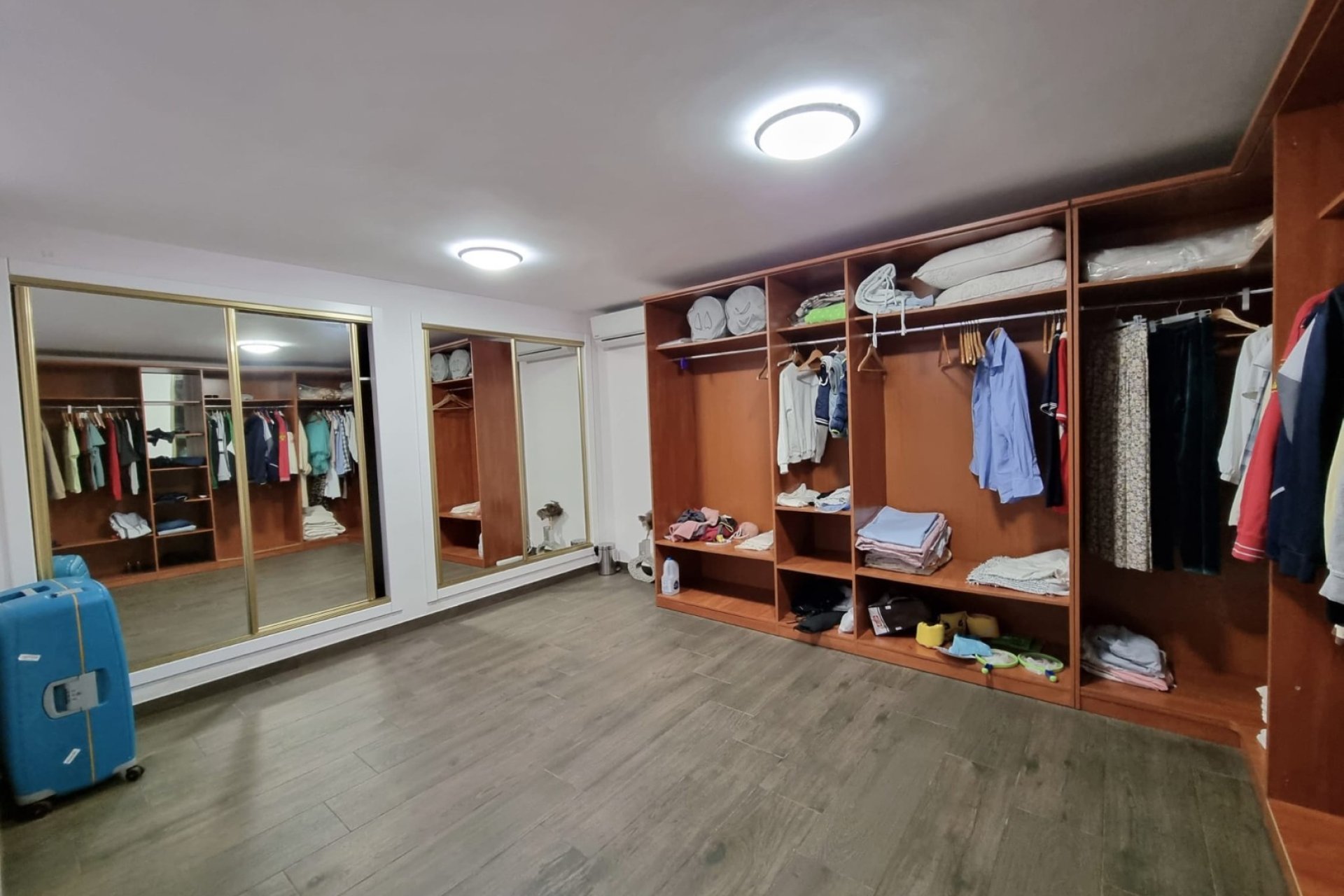 Resale - Villa -
Torrevieja - La Mata - Town