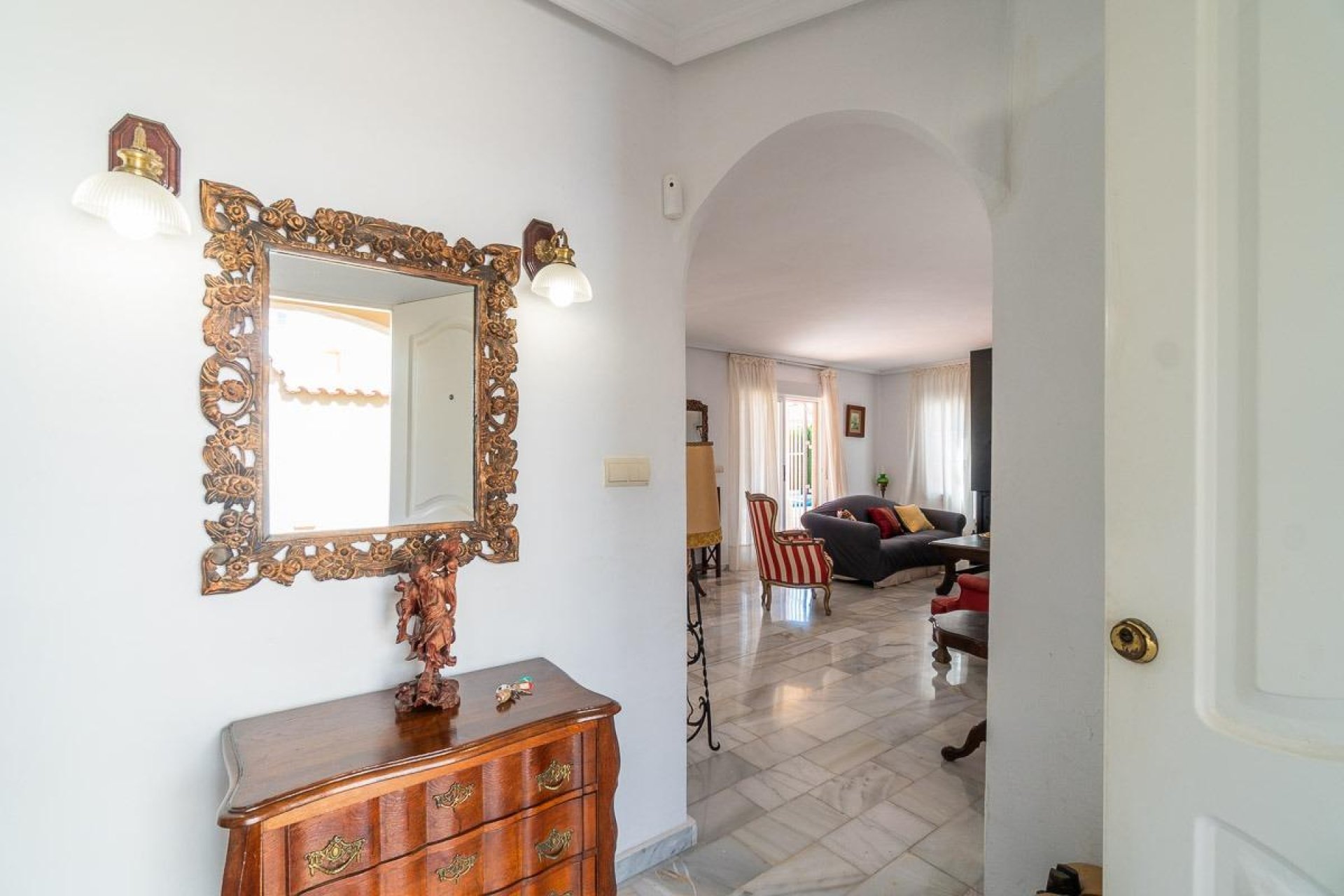 Resale - Villa -
Torrevieja - La Mata