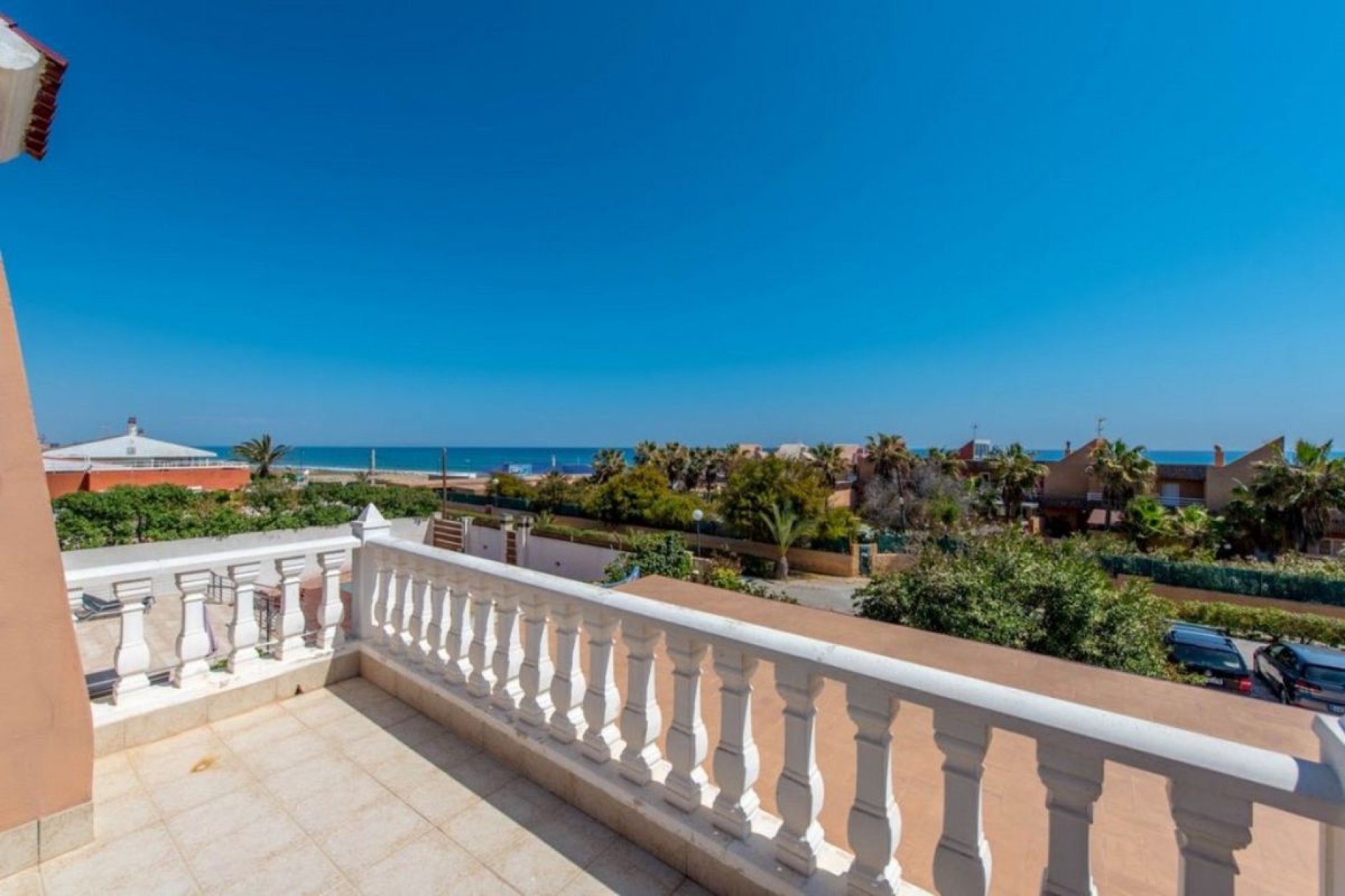 Resale - Villa -
Torrevieja - La Mata