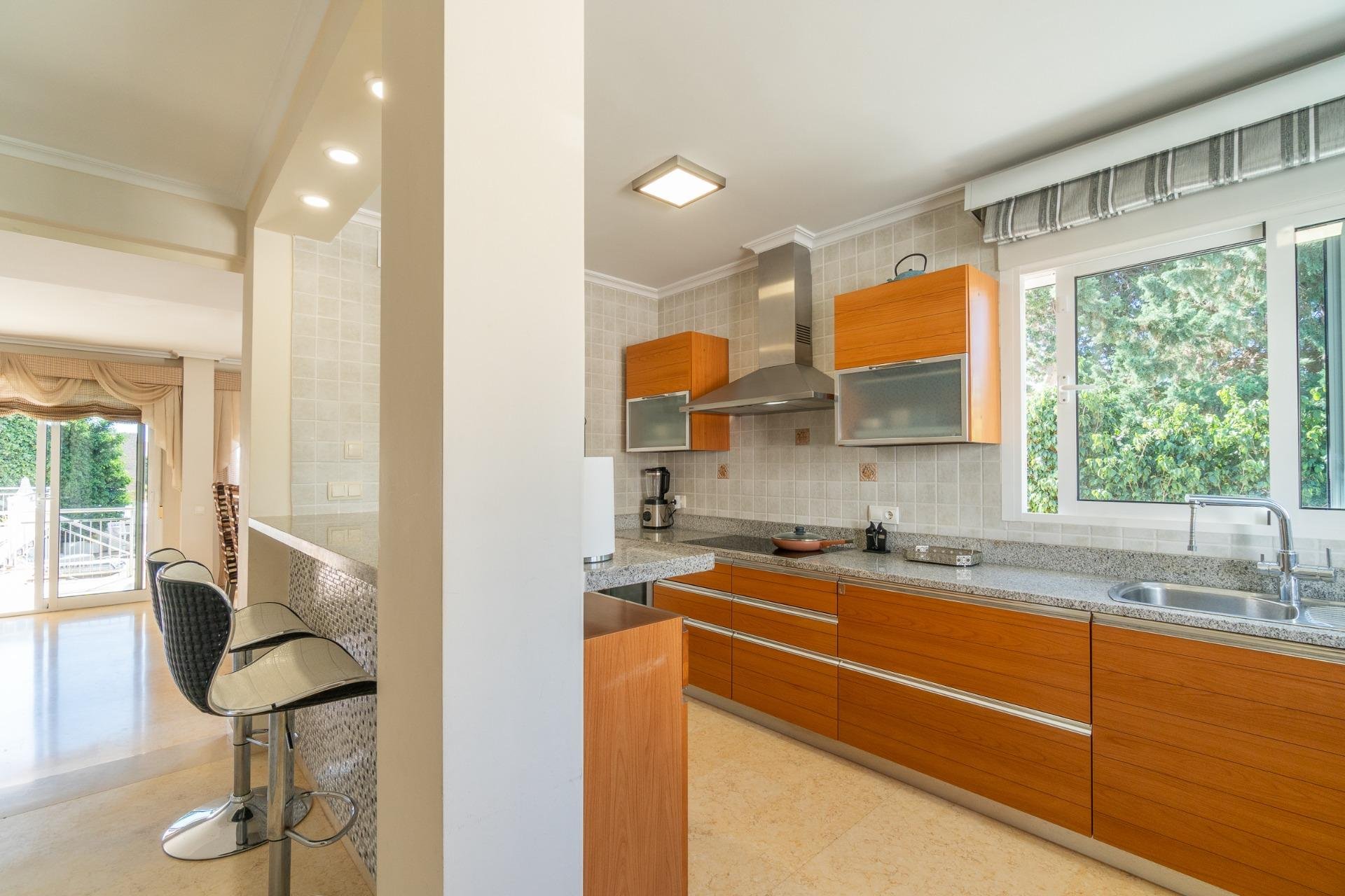 Resale - Villa -
Torrevieja - La Mata