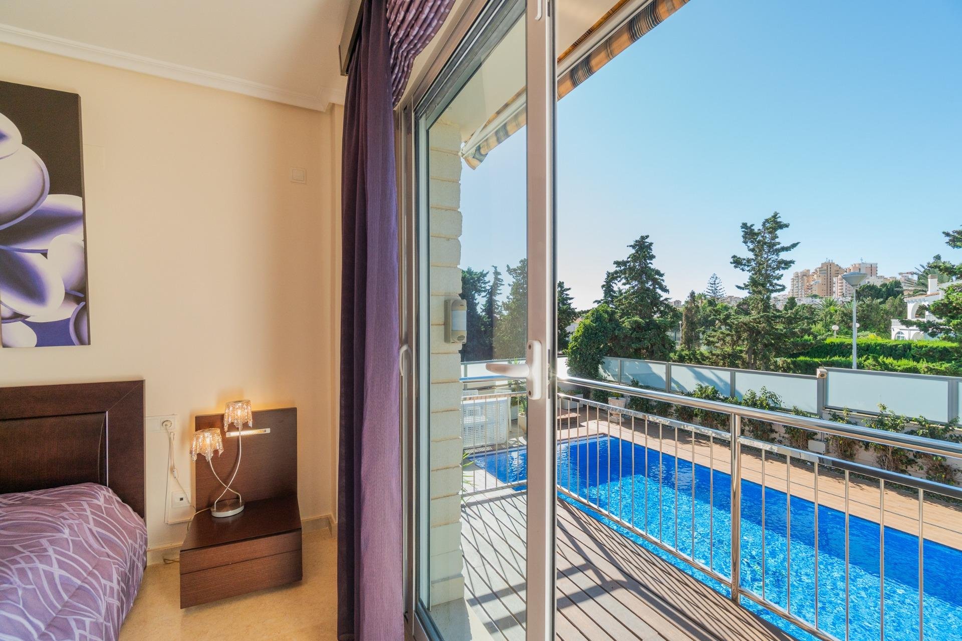 Resale - Villa -
Torrevieja - La Mata