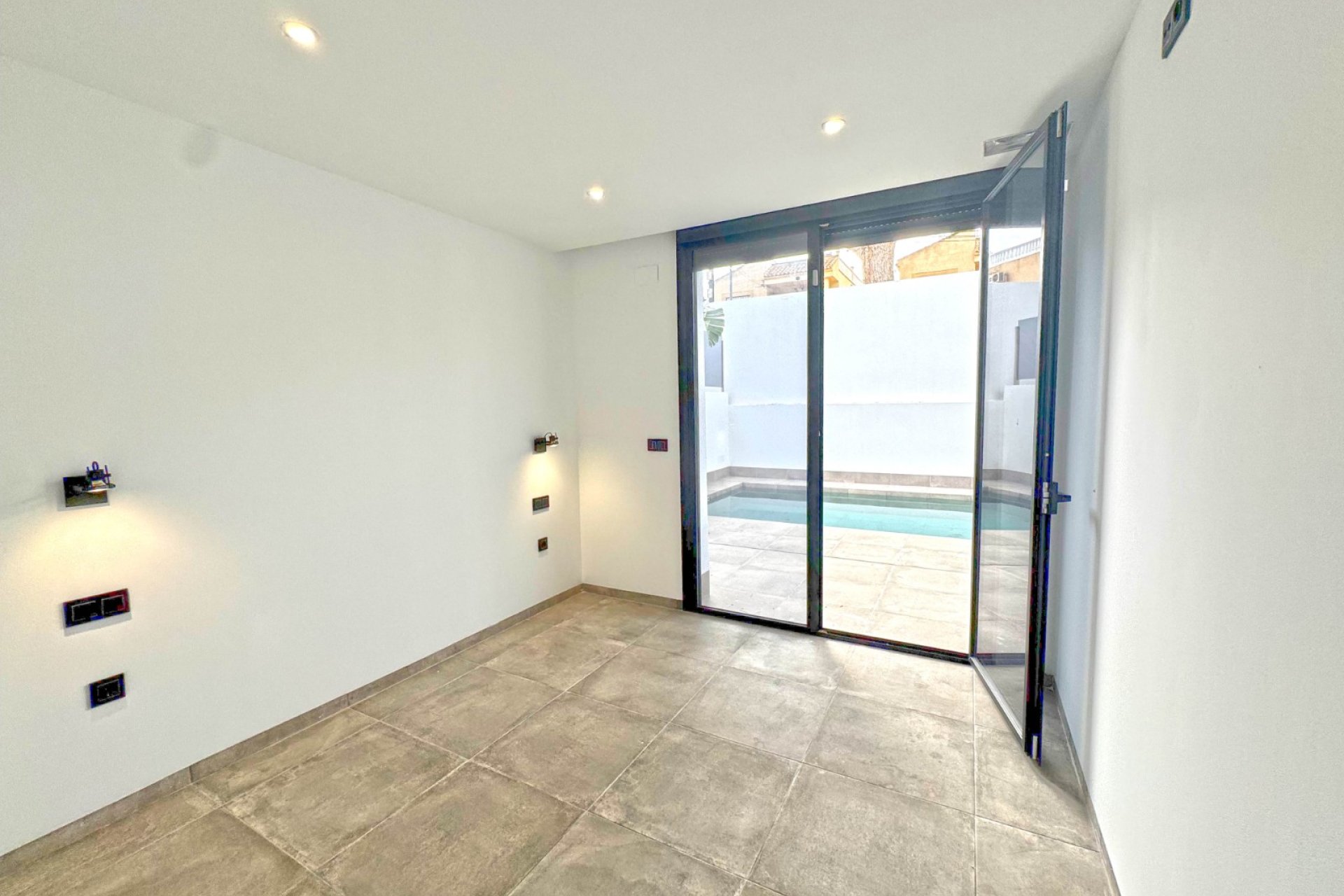 Resale - Villa -
Torrevieja - Los Balcones - Los Altos del Edén